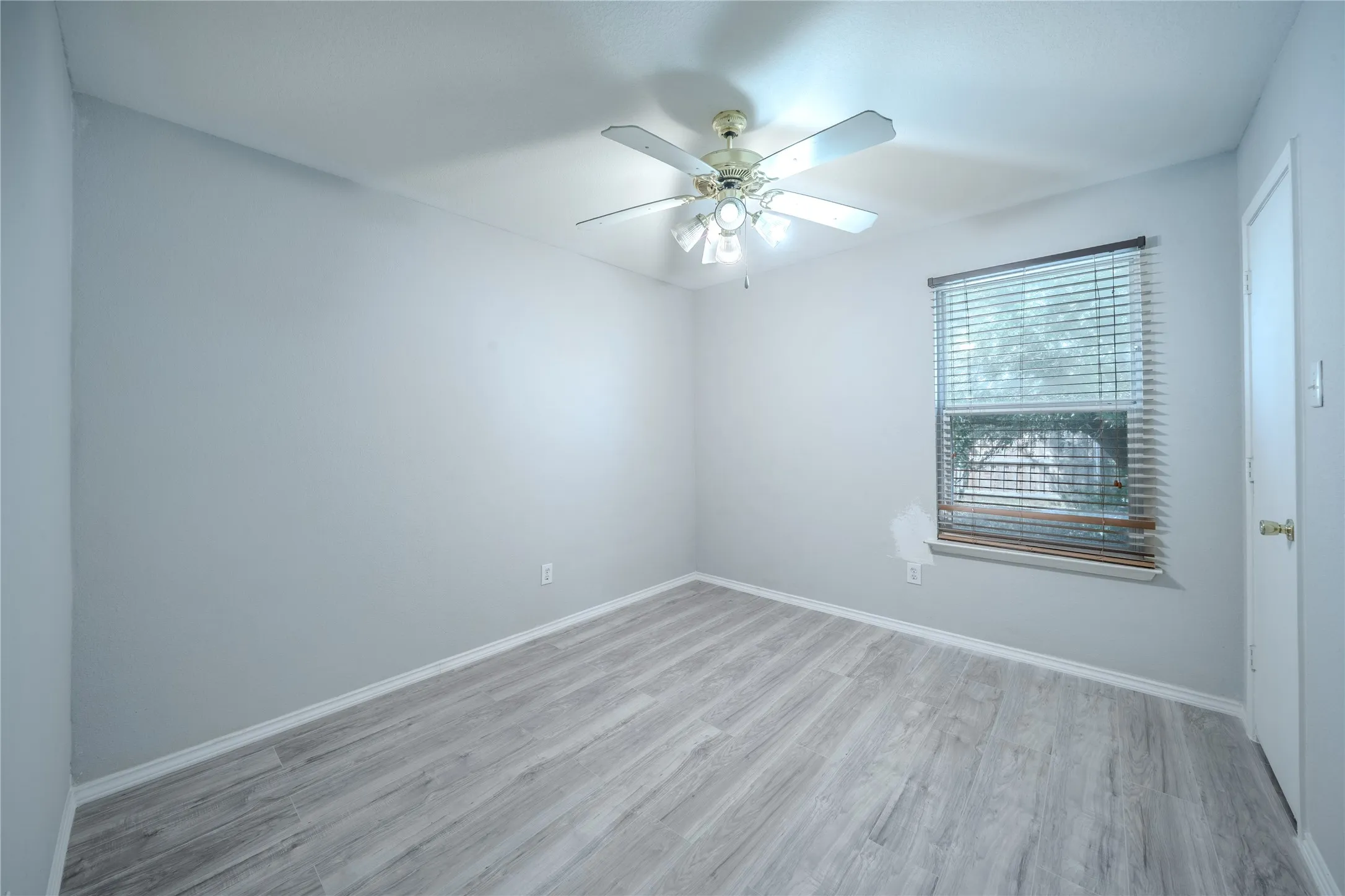 Single Family Residence For Sale in Rockwall County , 1509 Audrey Drive, Royse City, Texas 75189, 3 Bedroom, 2 Bathroom, 2 Garage spaces, 1,138 Sqft, built in 2005, mls#21352573, Real Estate Agent in Royse City, Homes For Sale in Rockwall county, Homes For Sale in Royse City, Realtor in Royse City Texas, Real Estate Brokerage Independent Realty Texas, Luminita Cordes Realtor