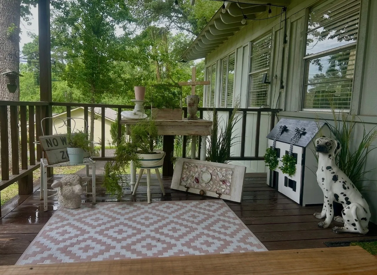 Single Family Residence For Sale in Smith County , 1513 W Tanglewood Drive, Hideaway, Texas 75771, 3 Bedroom, 1 Bathroom, Garage spaces, 1,140 Sqft, built in 1969, mls#21353272, Real Estate Agent in Hideaway, Homes For Sale in Smith county, Homes For Sale in Hideaway, Realtor in Hideaway Texas, Real Estate Brokerage Independent Realty Texas, Luminita Cordes Realtor