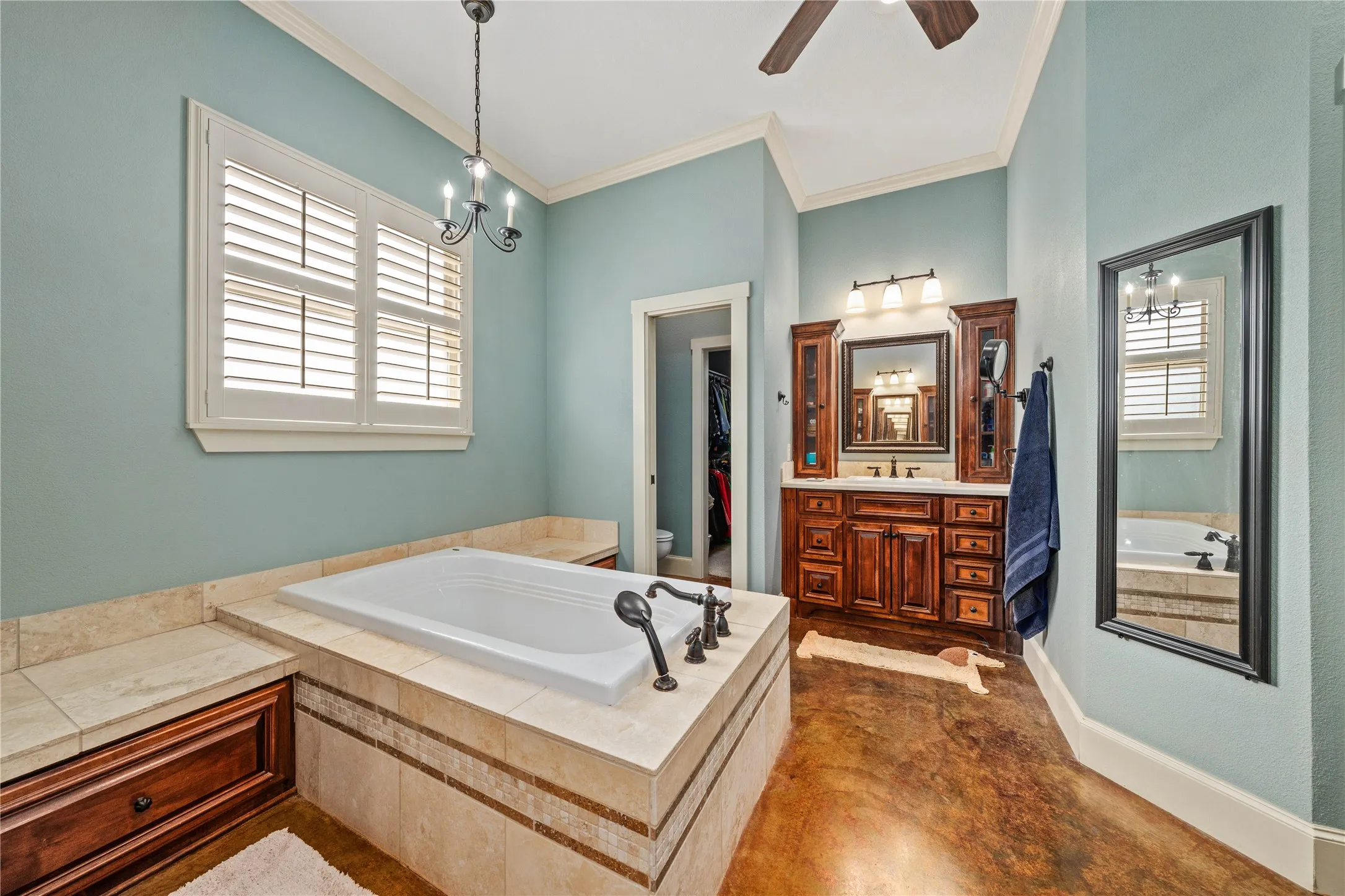 Single Family Residence For Sale in Mc Lennan County , 467 Mourning Dove Lane, Lorena, Texas 76655, 5 Bedrooms, 5 Bathrooms, 1 Garage spaces, 4,041 Sqft, built in 2007, Price $1,150,000, mls#21354199, Real Estate Agent in Lorena, Homes For Sale in Mc Lennan county, Homes For Sale in Lorena, Realtor in Lorena Texas, Real Estate Brokerage Independent Realty Texas, Luminita Cordes Realtor