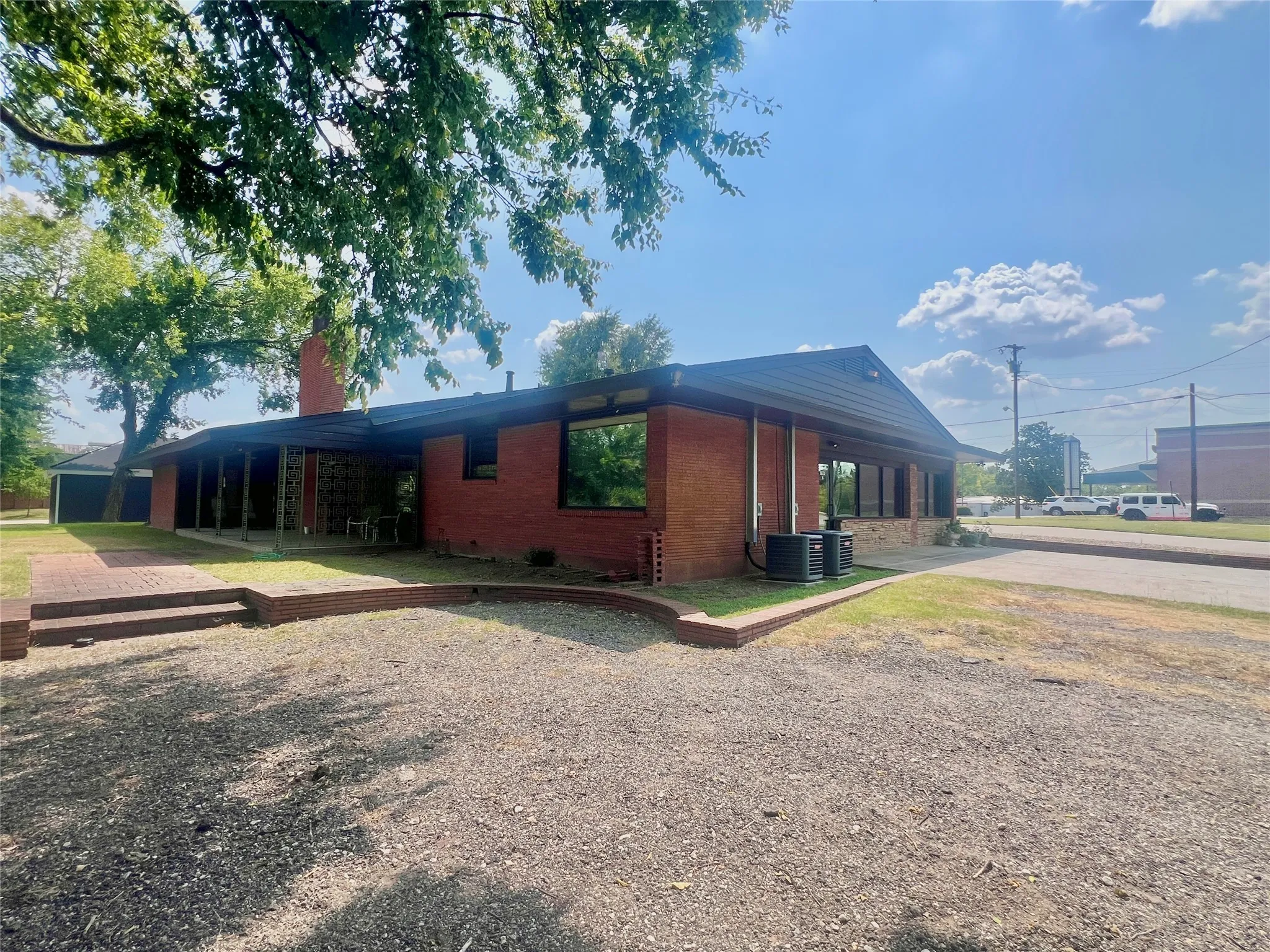 Office For Sale in Hopkins County , 614 Oak Avenue, Sulphur Springs, Texas 75482, 0, 0, Garage spaces, 0 Sqft, built in 1952, Price $850,000, mls#21353892, Real Estate Agent in Sulphur Springs, Homes For Sale in Hopkins county, Homes For Sale in Sulphur Springs, Realtor in Sulphur Springs Texas, Real Estate Brokerage Independent Realty Texas, Luminita Cordes Realtor