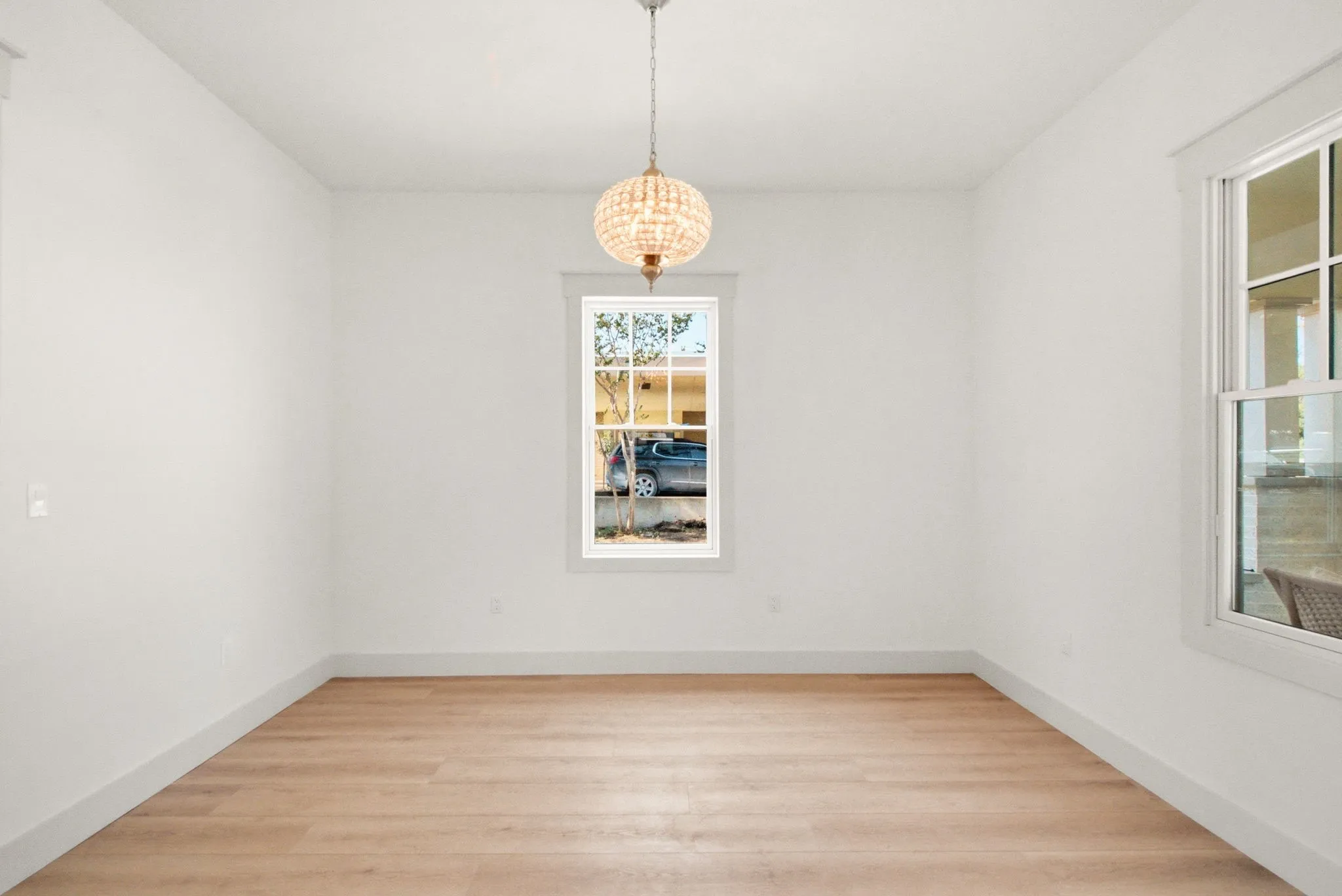 Single Family Residence For Sale in Comanche County , 225 S Texas Street, De Leon, Texas 76444, 3 Bedroom, 2 Bathroom, Garage spaces, 2,072 Sqft, built in 1945, mls#21353977, Real Estate Agent in De Leon, Homes For Sale in Comanche county, Homes For Sale in De Leon, Realtor in De Leon Texas, Real Estate Brokerage Independent Realty Texas, Luminita Cordes Realtor
