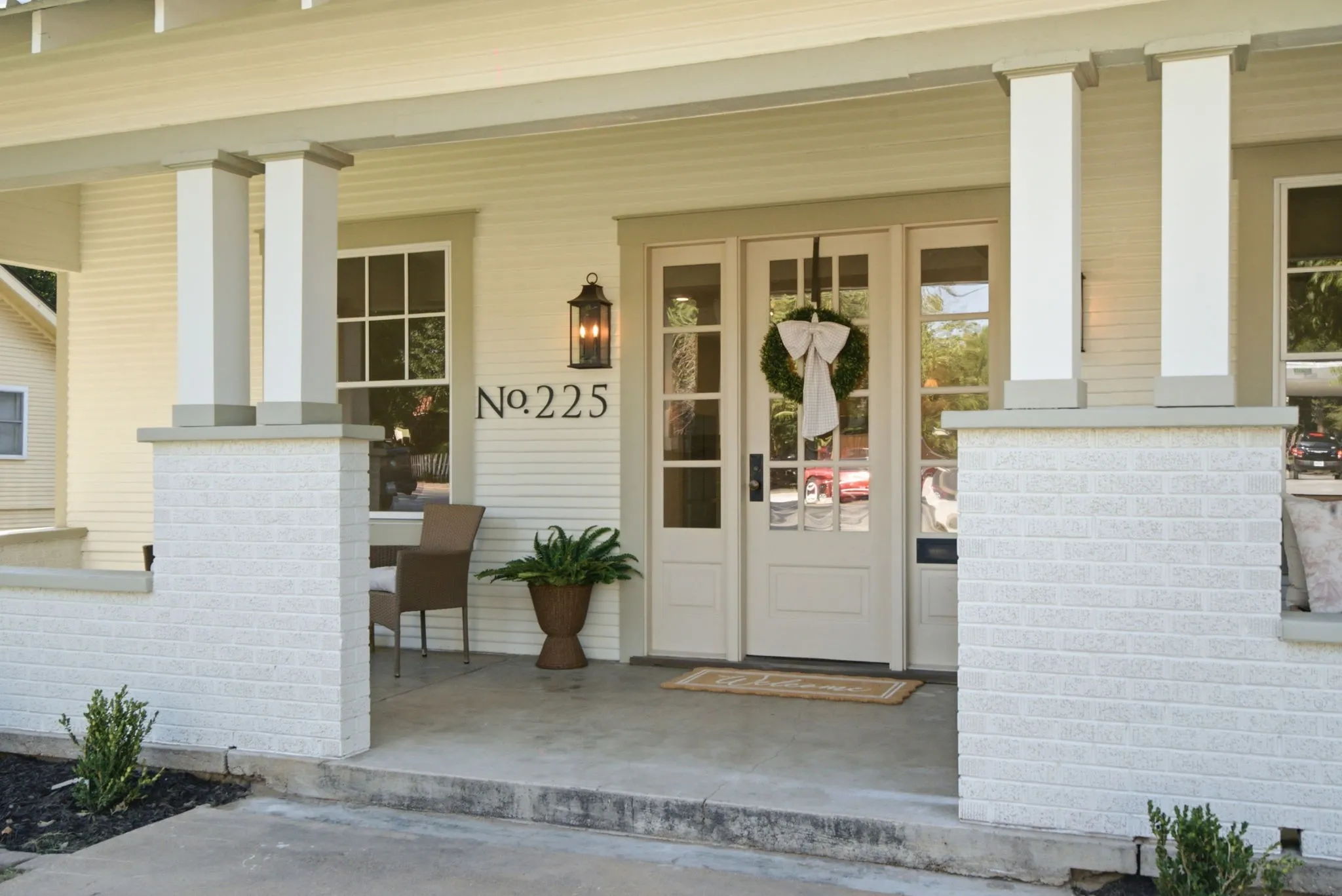 Single Family Residence For Sale in Comanche County , 225 S Texas Street, De Leon, Texas 76444, 3 Bedroom, 2 Bathroom, Garage spaces, 2,072 Sqft, built in 1945, mls#21353977, Real Estate Agent in De Leon, Homes For Sale in Comanche county, Homes For Sale in De Leon, Realtor in De Leon Texas, Real Estate Brokerage Independent Realty Texas, Luminita Cordes Realtor