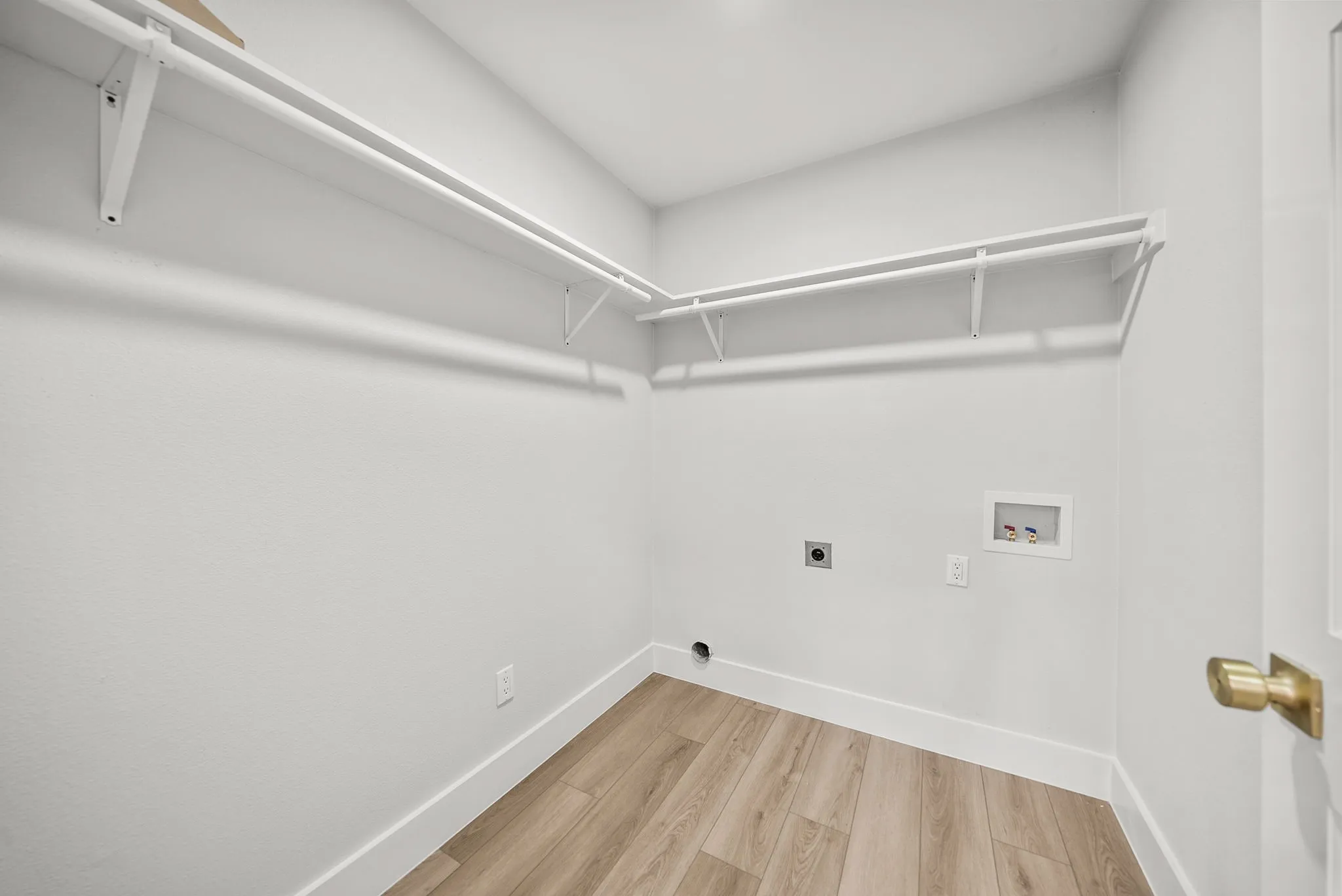 Single Family Residence For Sale in Tarrant County , 6812 Battle Creek Road, Fort Worth, Texas 76116, 4 Bedroom, 3 Bathroom, 2 Garage spaces, 2,860 Sqft, built in 1982, mls#21351741, Real Estate Agent in Fort Worth, Homes For Sale in Tarrant county, Homes For Sale in Fort Worth, Realtor in Fort Worth Texas, Real Estate Brokerage Independent Realty Texas, Luminita Cordes Realtor