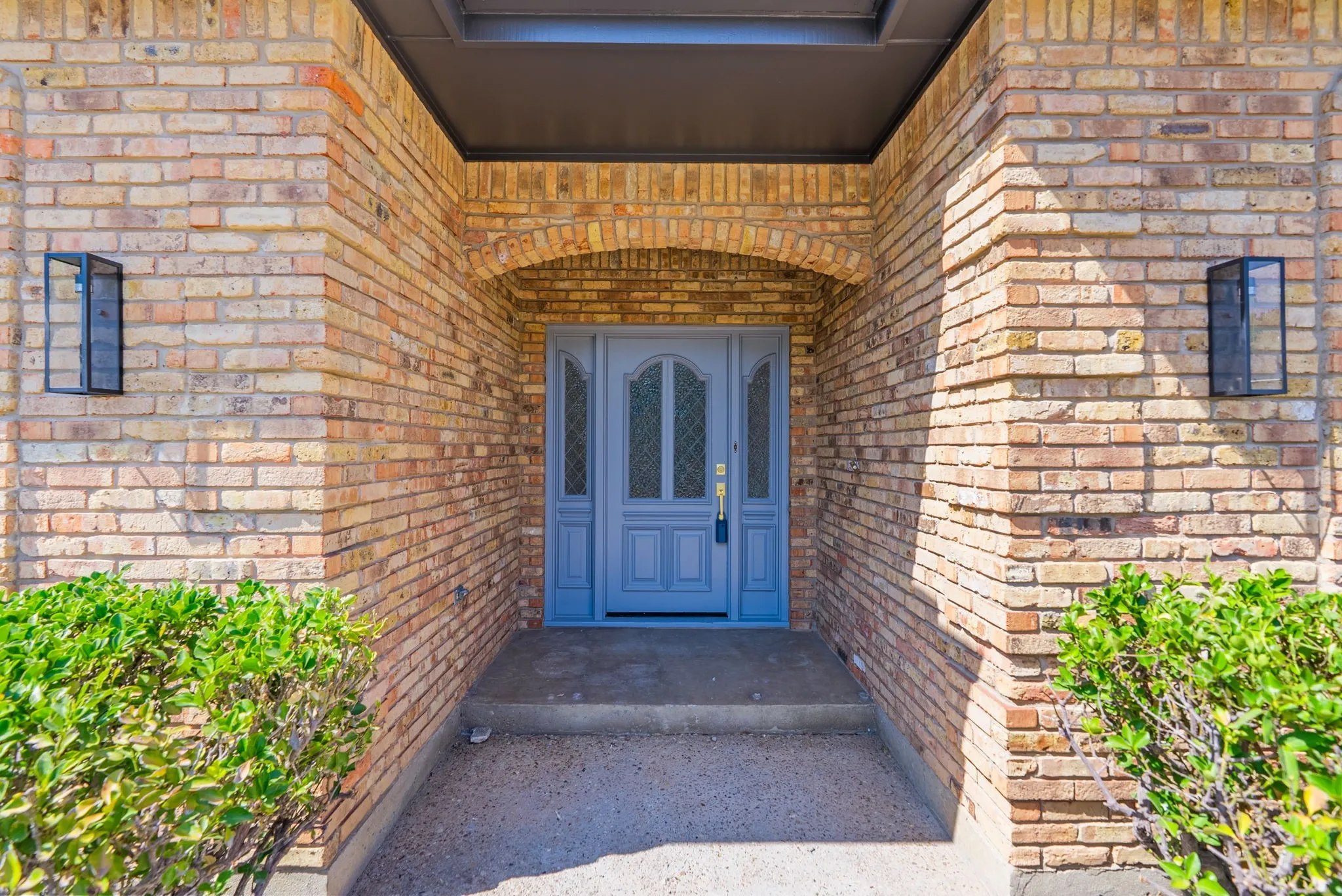 Single Family Residence For Sale in Tarrant County , 6812 Battle Creek Road, Fort Worth, Texas 76116, 4 Bedroom, 3 Bathroom, 2 Garage spaces, 2,860 Sqft, built in 1982, mls#21351741, Real Estate Agent in Fort Worth, Homes For Sale in Tarrant county, Homes For Sale in Fort Worth, Realtor in Fort Worth Texas, Real Estate Brokerage Independent Realty Texas, Luminita Cordes Realtor