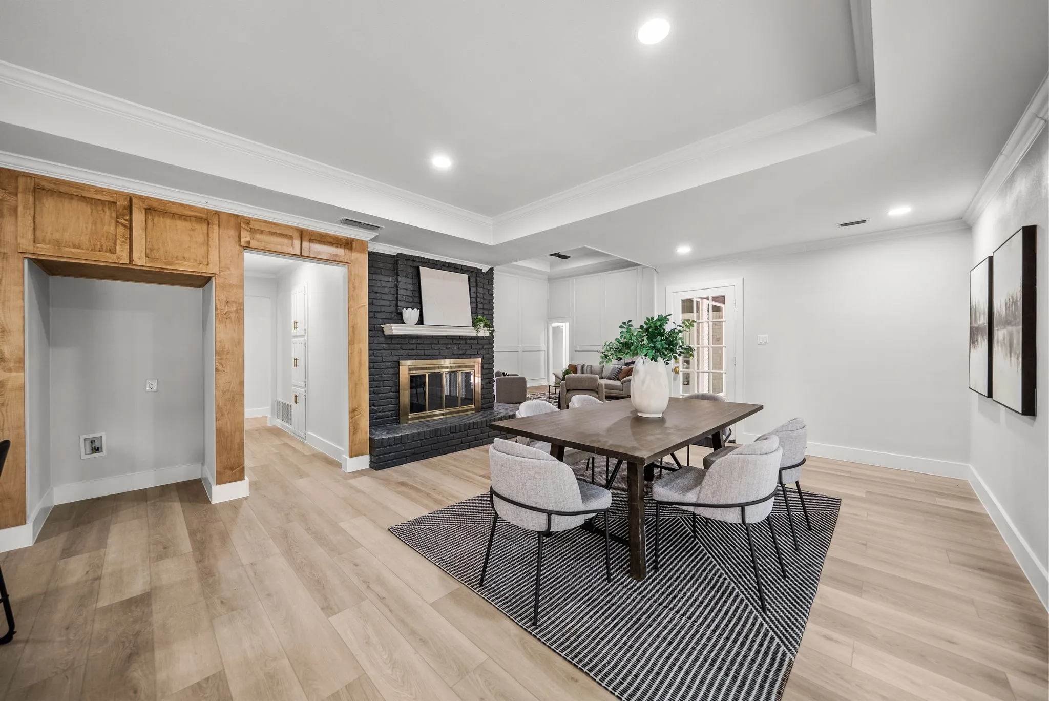 Single Family Residence For Sale in Tarrant County , 6812 Battle Creek Road, Fort Worth, Texas 76116, 4 Bedroom, 3 Bathroom, 2 Garage spaces, 2,860 Sqft, built in 1982, mls#21351741, Real Estate Agent in Fort Worth, Homes For Sale in Tarrant county, Homes For Sale in Fort Worth, Realtor in Fort Worth Texas, Real Estate Brokerage Independent Realty Texas, Luminita Cordes Realtor