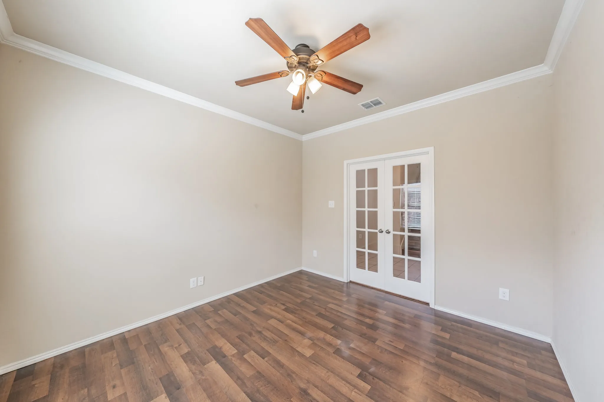 Single Family Residence For Sale in Denton County , 14620 Mainstay Way, Fort Worth, Texas 76052, 4 Bedroom, 4 Bathroom, 2 Garage spaces, 2,947 Sqft, built in 2016, mls#21353469, Real Estate Agent in Fort Worth, Homes For Sale in Denton county, Homes For Sale in Fort Worth, Realtor in Fort Worth Texas, Real Estate Brokerage Independent Realty Texas, Luminita Cordes Realtor