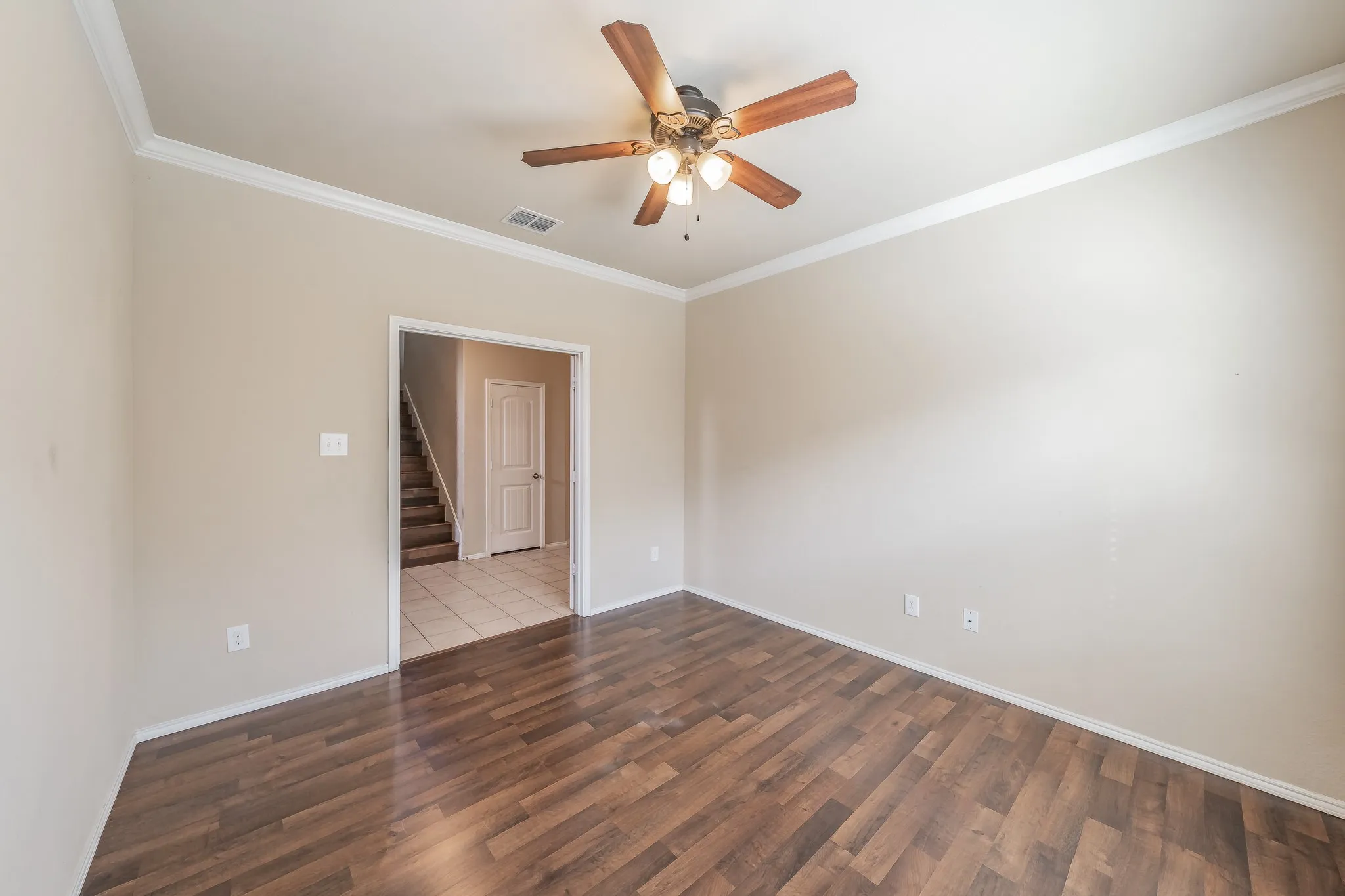 Single Family Residence For Sale in Denton County , 14620 Mainstay Way, Fort Worth, Texas 76052, 4 Bedroom, 4 Bathroom, 2 Garage spaces, 2,947 Sqft, built in 2016, mls#21353469, Real Estate Agent in Fort Worth, Homes For Sale in Denton county, Homes For Sale in Fort Worth, Realtor in Fort Worth Texas, Real Estate Brokerage Independent Realty Texas, Luminita Cordes Realtor