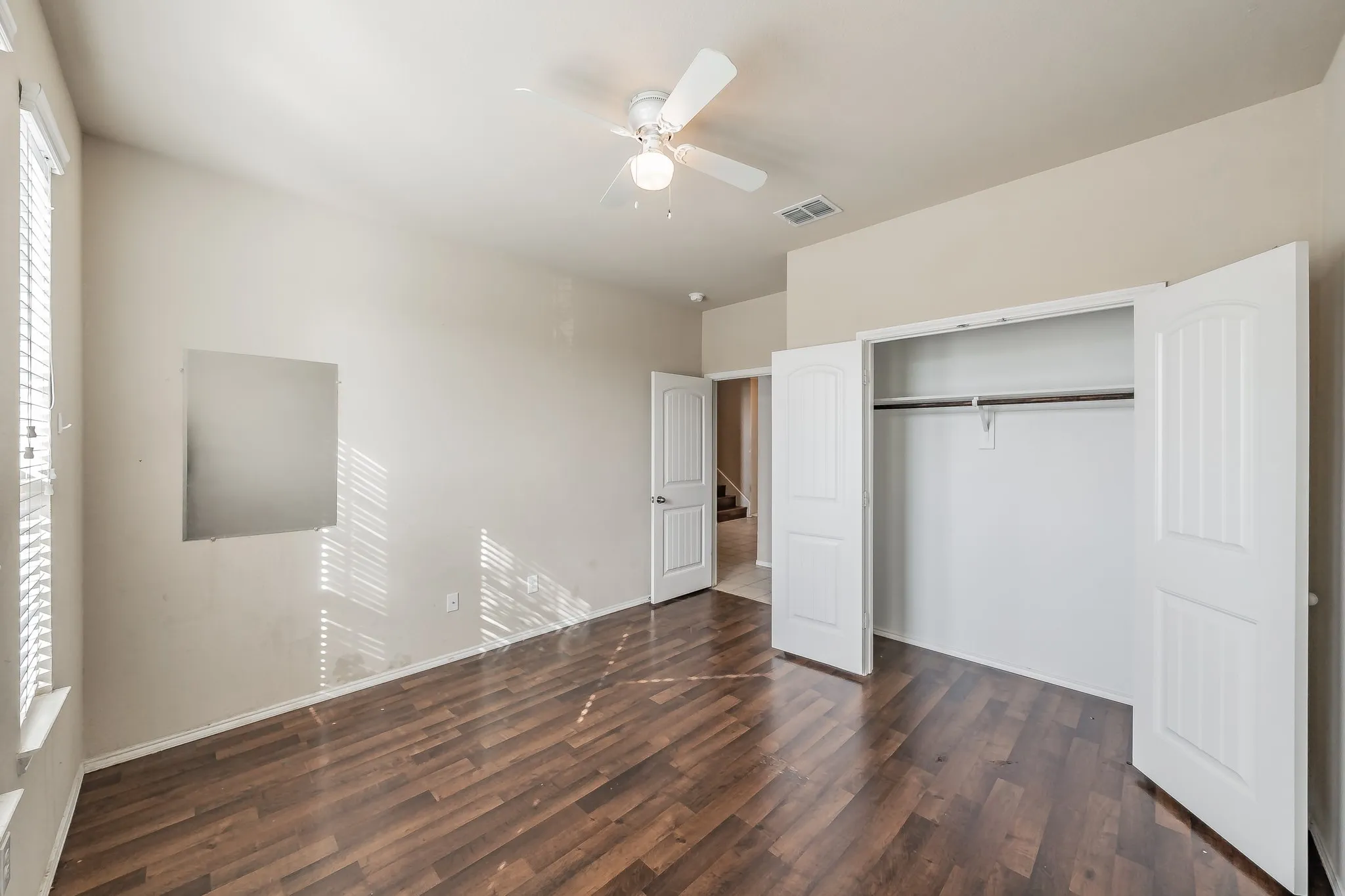Single Family Residence For Sale in Denton County , 14620 Mainstay Way, Fort Worth, Texas 76052, 4 Bedroom, 4 Bathroom, 2 Garage spaces, 2,947 Sqft, built in 2016, mls#21353469, Real Estate Agent in Fort Worth, Homes For Sale in Denton county, Homes For Sale in Fort Worth, Realtor in Fort Worth Texas, Real Estate Brokerage Independent Realty Texas, Luminita Cordes Realtor