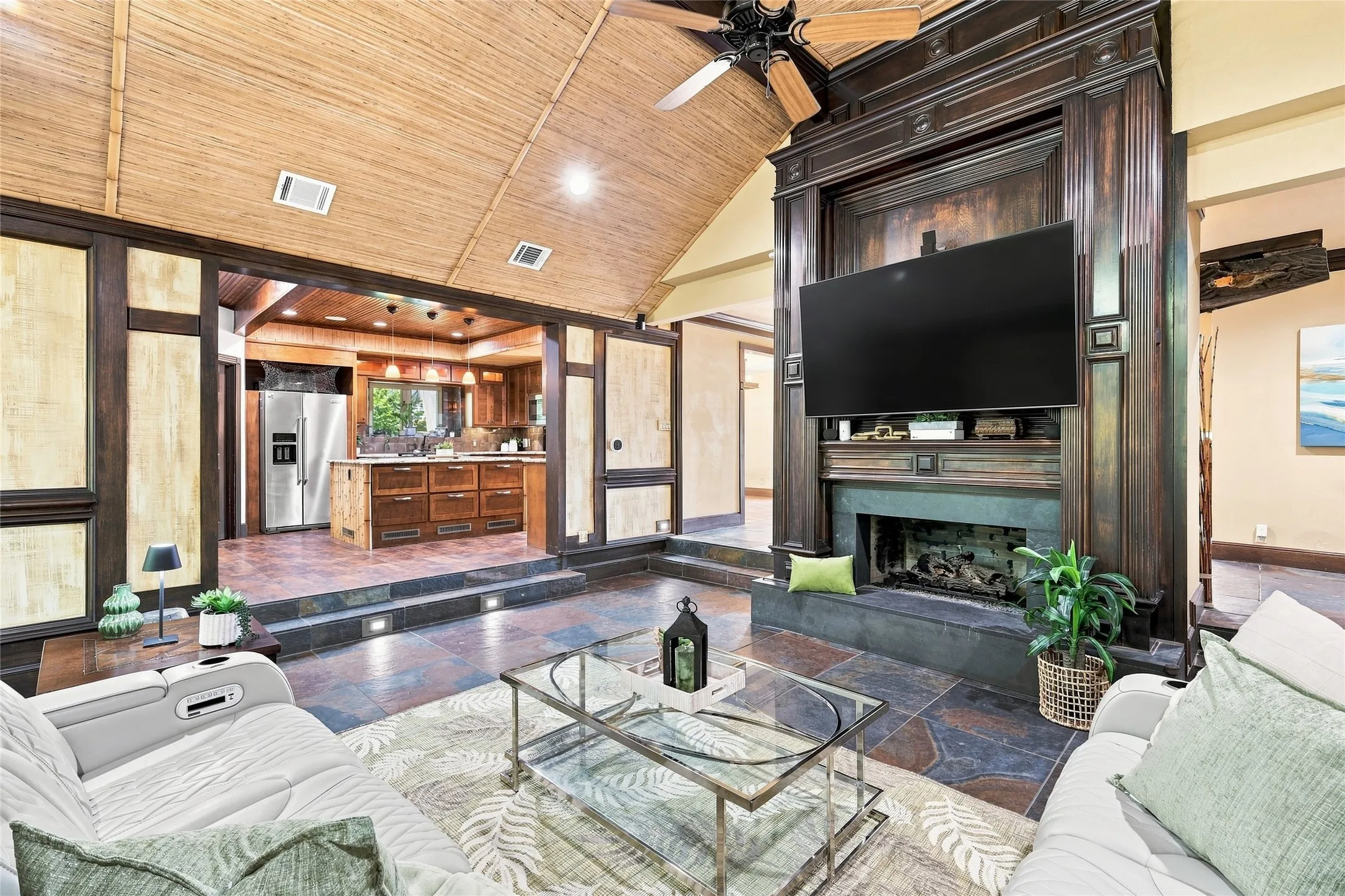 Single Family Residence For Sale in Tarrant County , 4300 Eaton Circle, Colleyville, Texas 76034, 4 Bedroom, 4 Bathroom, 2 Garage spaces, 3,821 Sqft, built in 1985, mls#21354140, Real Estate Agent in Colleyville, Homes For Sale in Tarrant county, Homes For Sale in Colleyville, Realtor in Colleyville Texas, Real Estate Brokerage Independent Realty Texas, Luminita Cordes Realtor