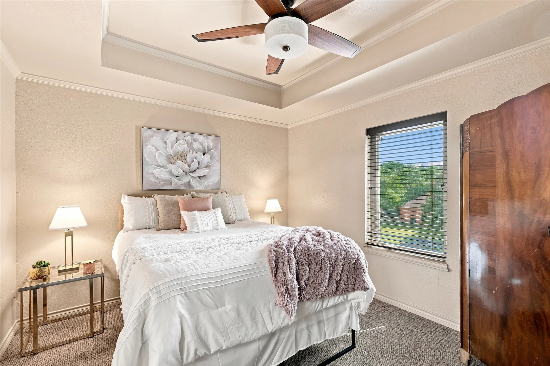 Single Family Residence For Sale in Tarrant County , 4300 Eaton Circle, Colleyville, Texas 76034, 4 Bedroom, 4 Bathroom, 2 Garage spaces, 3,821 Sqft, built in 1985, mls#21354140, Real Estate Agent in Colleyville, Homes For Sale in Tarrant county, Homes For Sale in Colleyville, Realtor in Colleyville Texas, Real Estate Brokerage Independent Realty Texas, Luminita Cordes Realtor
