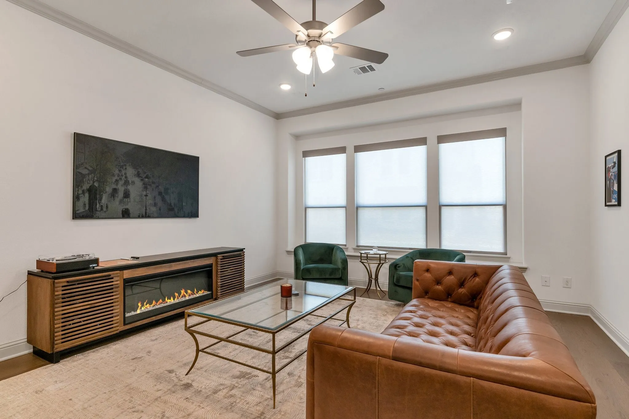 Townhouse For Rent in Dallas County , 1900 Melinda Lane, Farmers Branch, Texas 75234, 3 Bedroom, 3 Bathroom, 2 Garage spaces, 2,246 Sqft, built in 2022, mls#21354236, Real Estate Agent in Farmers Branch, Homes For Rent in Dallas county, Homes For Rent in Farmers Branch, Realtor in Farmers Branch Texas, Real Estate Brokerage Independent Realty Texas, Luminita Cordes Realtor