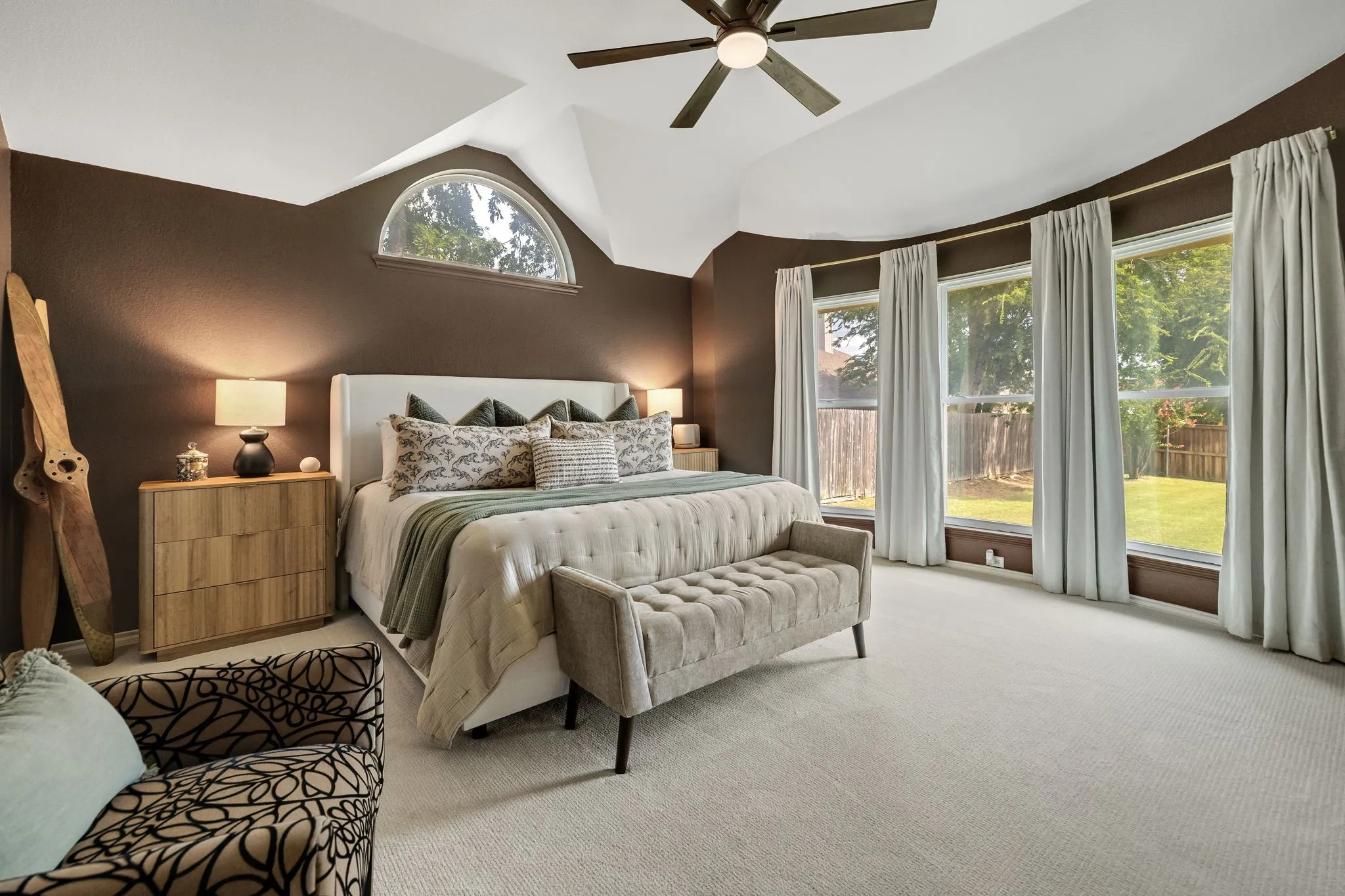 Single Family Residence For Sale in Tarrant County , 301 Carriage Lane, Saginaw, Texas 76179, 3 Bedroom, 2 Bathroom, 2 Garage spaces, 1,758 Sqft, built in 2000, mls#21351312, Real Estate Agent in Saginaw, Homes For Sale in Tarrant county, Homes For Sale in Saginaw, Realtor in Saginaw Texas, Real Estate Brokerage Independent Realty Texas, Luminita Cordes Realtor