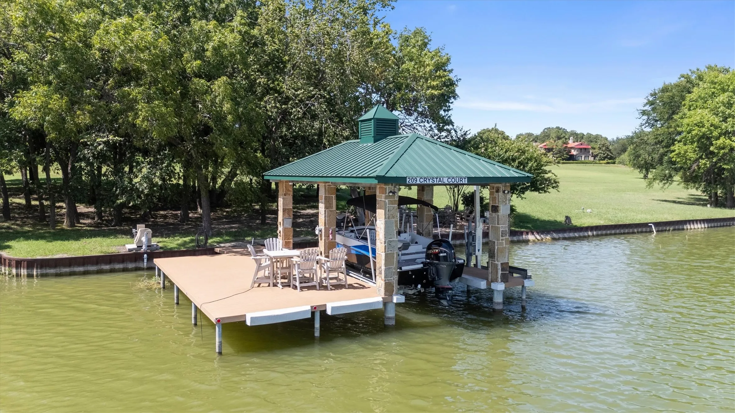 Single Family Residence For Sale in Rockwall County , 209 Crystal Court, Heath, Texas 75032, 10 Bedroom, 10 Bathroom, 4 Garage spaces, 10,098 Sqft, built in 2008, Price $5,500,000, mls#21349527, Real Estate Agent in Heath, Homes For Sale in Rockwall county, Homes For Sale in Heath, Realtor in Heath Texas, Real Estate Brokerage Independent Realty Texas, Luminita Cordes Realtor