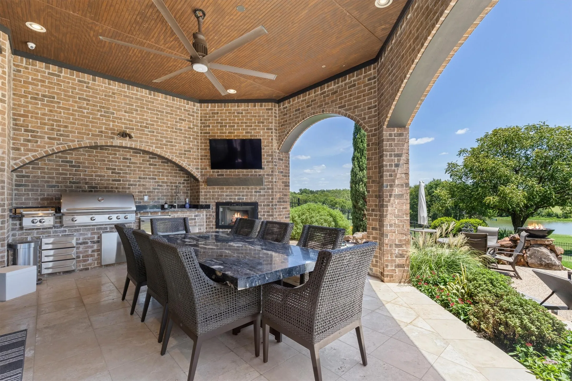 Single Family Residence For Sale in Rockwall County , 209 Crystal Court, Heath, Texas 75032, 10 Bedroom, 10 Bathroom, 4 Garage spaces, 10,098 Sqft, built in 2008, Price $5,500,000, mls#21349527, Real Estate Agent in Heath, Homes For Sale in Rockwall county, Homes For Sale in Heath, Realtor in Heath Texas, Real Estate Brokerage Independent Realty Texas, Luminita Cordes Realtor