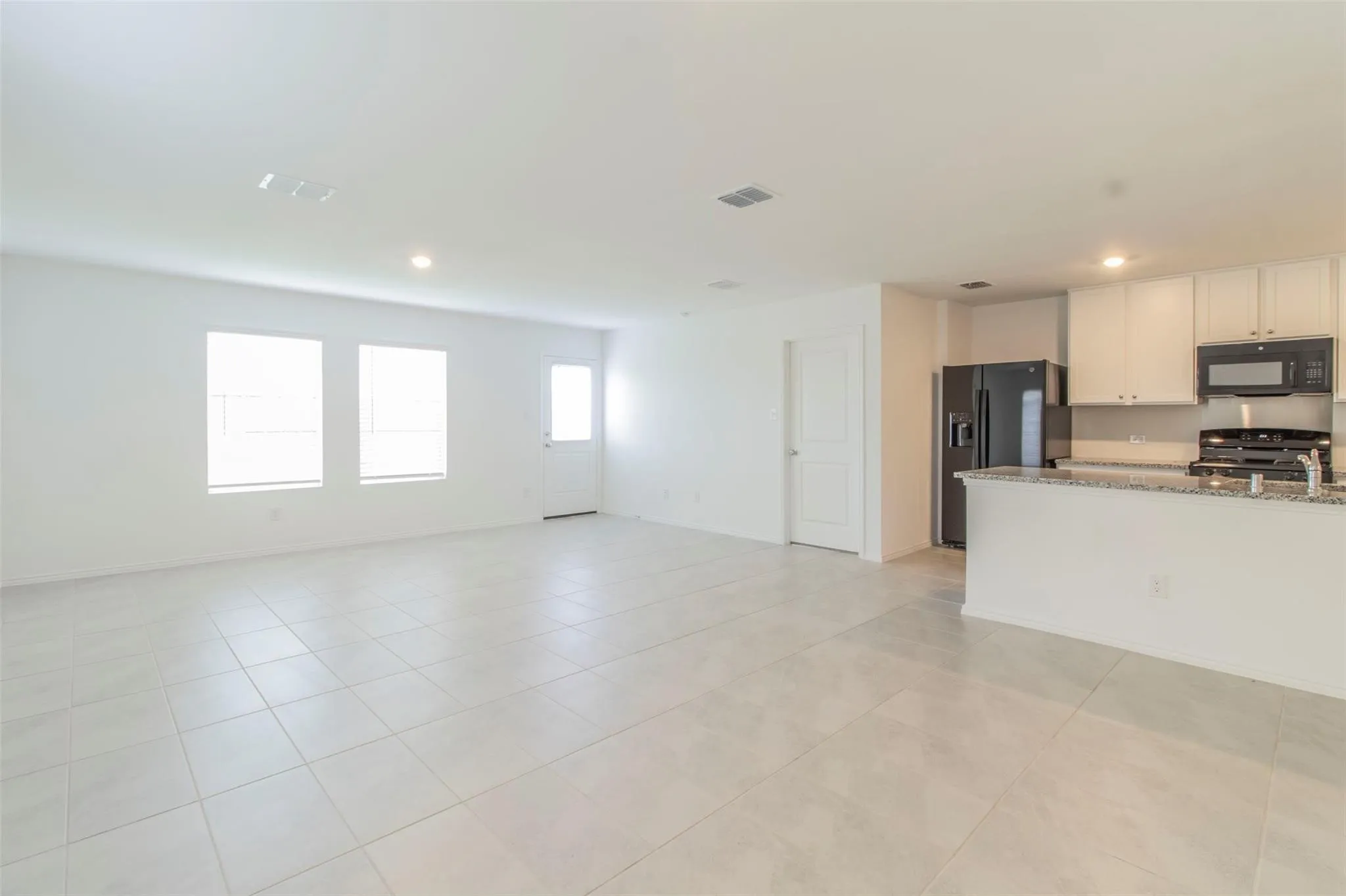 Single Family Residence For Rent in Kaufman County , 1130 Arbor wood Drive, Forney, Texas 75126, 4 Bedroom, 2 Bathroom, 2 Garage spaces, 1,705 Sqft, built in 2024, mls#21350776, Real Estate Agent in Forney, Homes For Rent in Kaufman county, Homes For Rent in Forney, Realtor in Forney Texas, Real Estate Brokerage Independent Realty Texas, Luminita Cordes Realtor