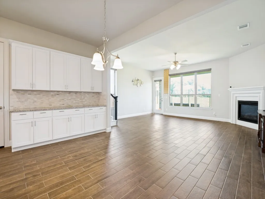 Single Family Residence For Sale in Collin County , 15946 Talamore Lane, Frisco, Texas 75035, 4 Bedroom, 3 Bathroom, 3 Garage spaces, 3,450 Sqft, built in 2022, mls#21342081, Real Estate Agent in Frisco, Homes For Sale in Collin county, Homes For Sale in Frisco, Realtor in Frisco Texas, Real Estate Brokerage Independent Realty Texas, Luminita Cordes Realtor