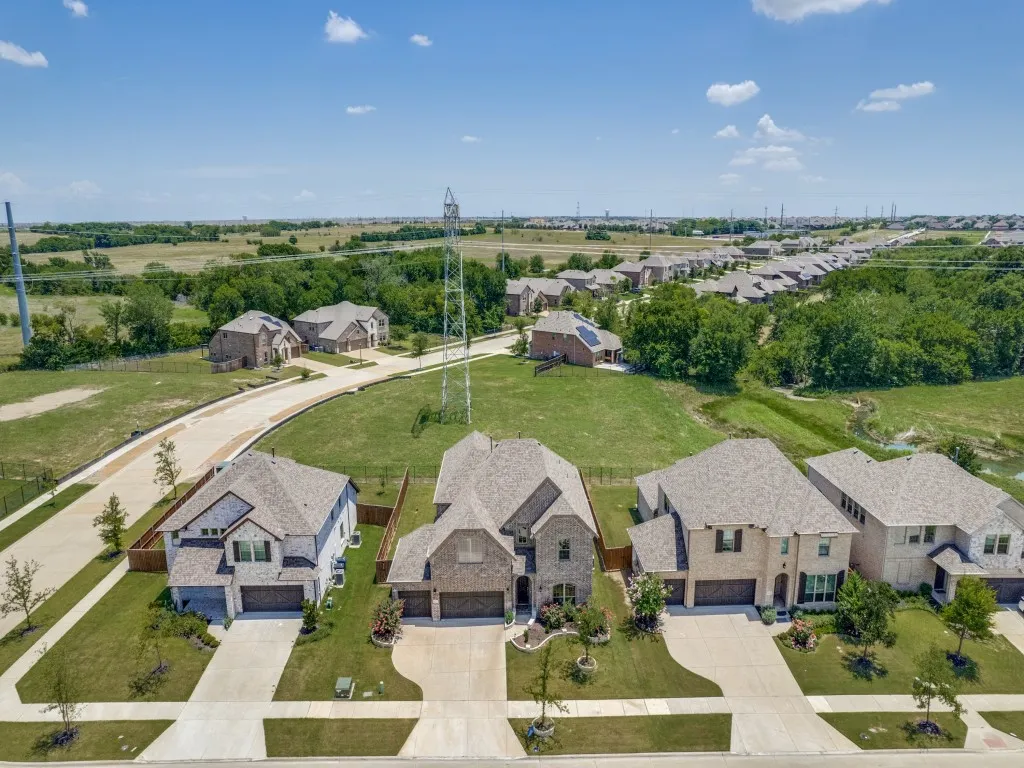 Single Family Residence For Sale in Collin County , 15946 Talamore Lane, Frisco, Texas 75035, 4 Bedroom, 3 Bathroom, 3 Garage spaces, 3,450 Sqft, built in 2022, mls#21342081, Real Estate Agent in Frisco, Homes For Sale in Collin county, Homes For Sale in Frisco, Realtor in Frisco Texas, Real Estate Brokerage Independent Realty Texas, Luminita Cordes Realtor