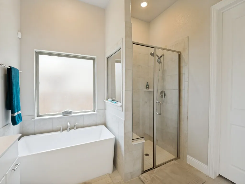 Single Family Residence For Sale in Collin County , 15946 Talamore Lane, Frisco, Texas 75035, 4 Bedroom, 3 Bathroom, 3 Garage spaces, 3,450 Sqft, built in 2022, mls#21342081, Real Estate Agent in Frisco, Homes For Sale in Collin county, Homes For Sale in Frisco, Realtor in Frisco Texas, Real Estate Brokerage Independent Realty Texas, Luminita Cordes Realtor