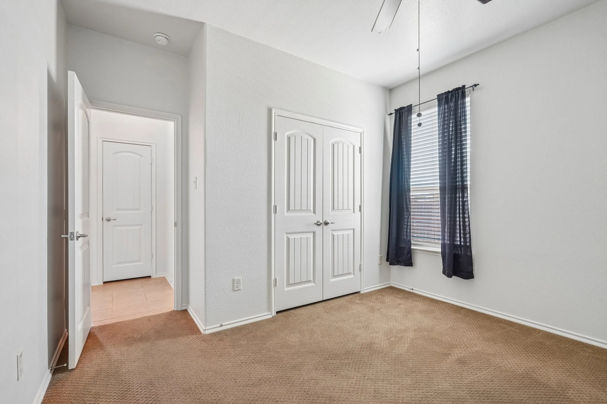 Single Family Residence For Sale in Kaufman County , 2017 River, Heartland, Texas 75126, 5 Bedroom, 3 Bathroom, 2 Garage spaces, 2,980 Sqft, built in 2013, mls#21353155, Real Estate Agent in Heartland, Homes For Sale in Kaufman county, Homes For Sale in Heartland, Realtor in Heartland Texas, Real Estate Brokerage Independent Realty Texas, Luminita Cordes Realtor