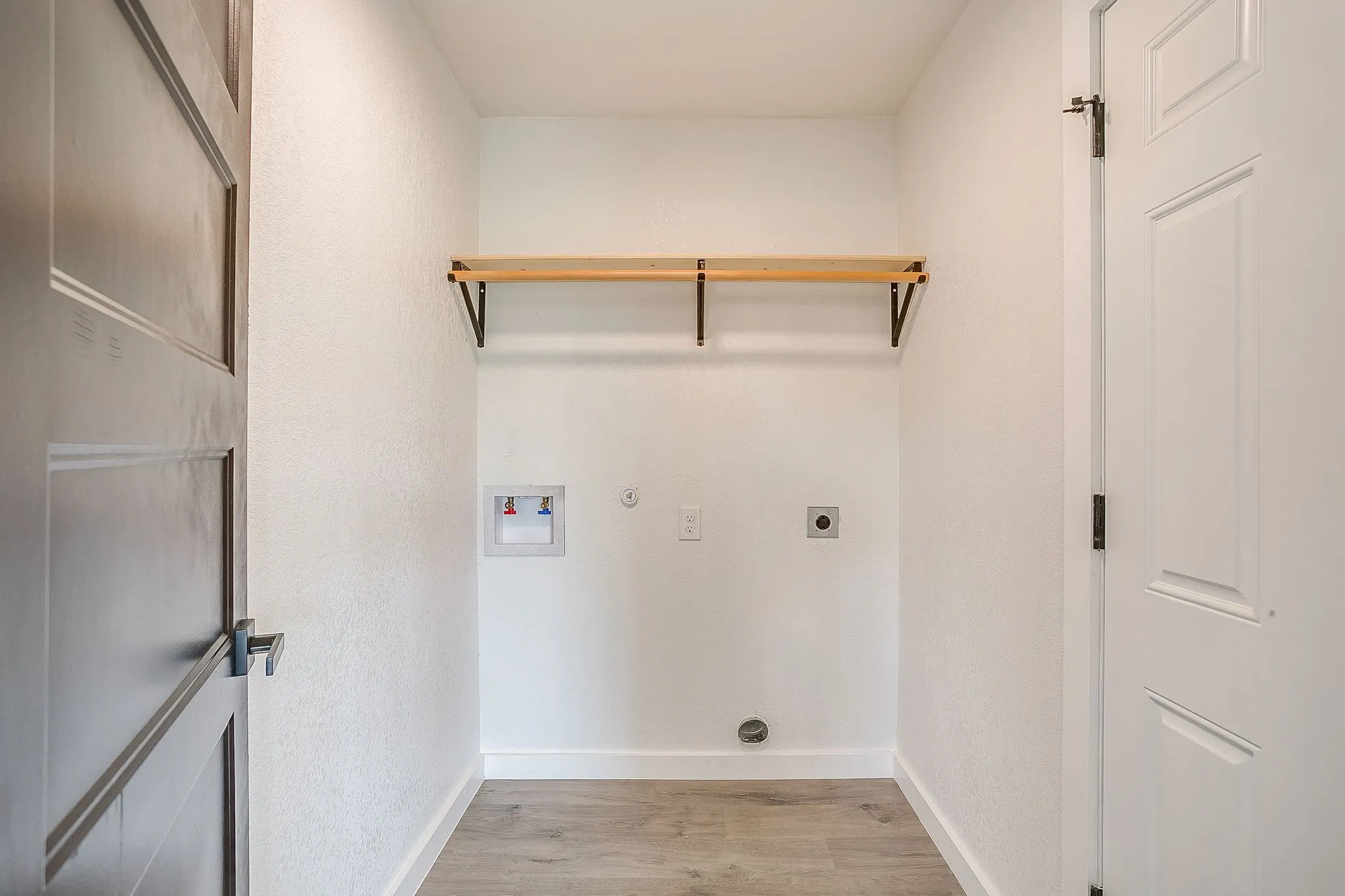 Separate Utility Room