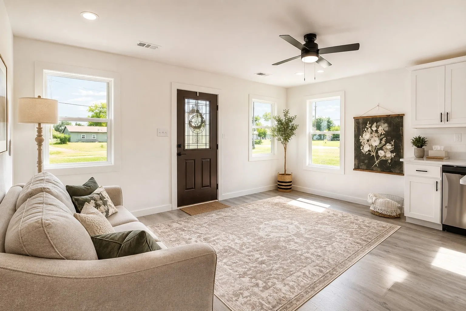 Single Family Residence For Sale in Hill County , 203 E South, Itasca, Texas 76055, 3 Bedroom, 2 Bathroom, 1 Garage spaces, 1,375 Sqft, built in 2025, mls#21349669, Real Estate Agent in Itasca, Homes For Sale in Hill county, Homes For Sale in Itasca, Realtor in Itasca Texas, Real Estate Brokerage Independent Realty Texas, Luminita Cordes Realtor