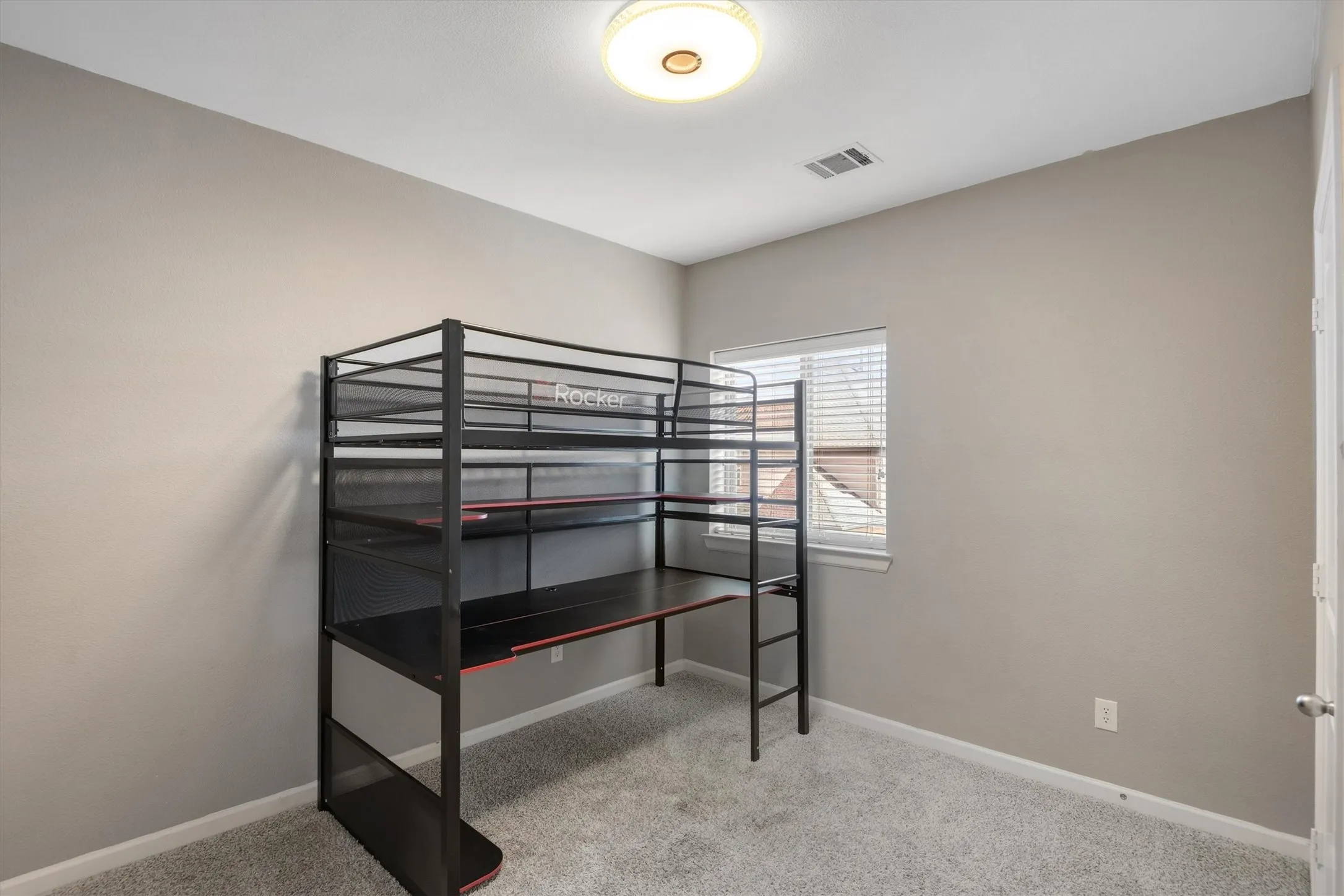 Single Family Residence For Sale in Denton County , 687 Dry Canyon Drive, Frisco, Texas 75036, 5 Bedroom, 4 Bathroom, 2 Garage spaces, 3,363 Sqft, built in 2013, mls#21348312, Real Estate Agent in Frisco, Homes For Sale in Denton county, Homes For Sale in Frisco, Realtor in Frisco Texas, Real Estate Brokerage Independent Realty Texas, Luminita Cordes Realtor