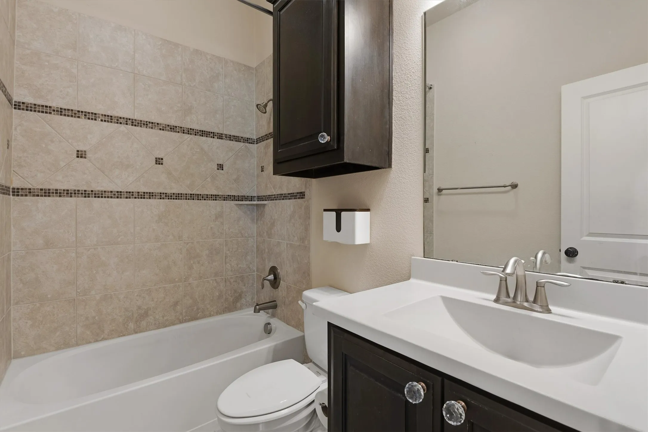 Single Family Residence For Sale in Denton County , 687 Dry Canyon Drive, Frisco, Texas 75036, 5 Bedroom, 4 Bathroom, 2 Garage spaces, 3,363 Sqft, built in 2013, mls#21348312, Real Estate Agent in Frisco, Homes For Sale in Denton county, Homes For Sale in Frisco, Realtor in Frisco Texas, Real Estate Brokerage Independent Realty Texas, Luminita Cordes Realtor