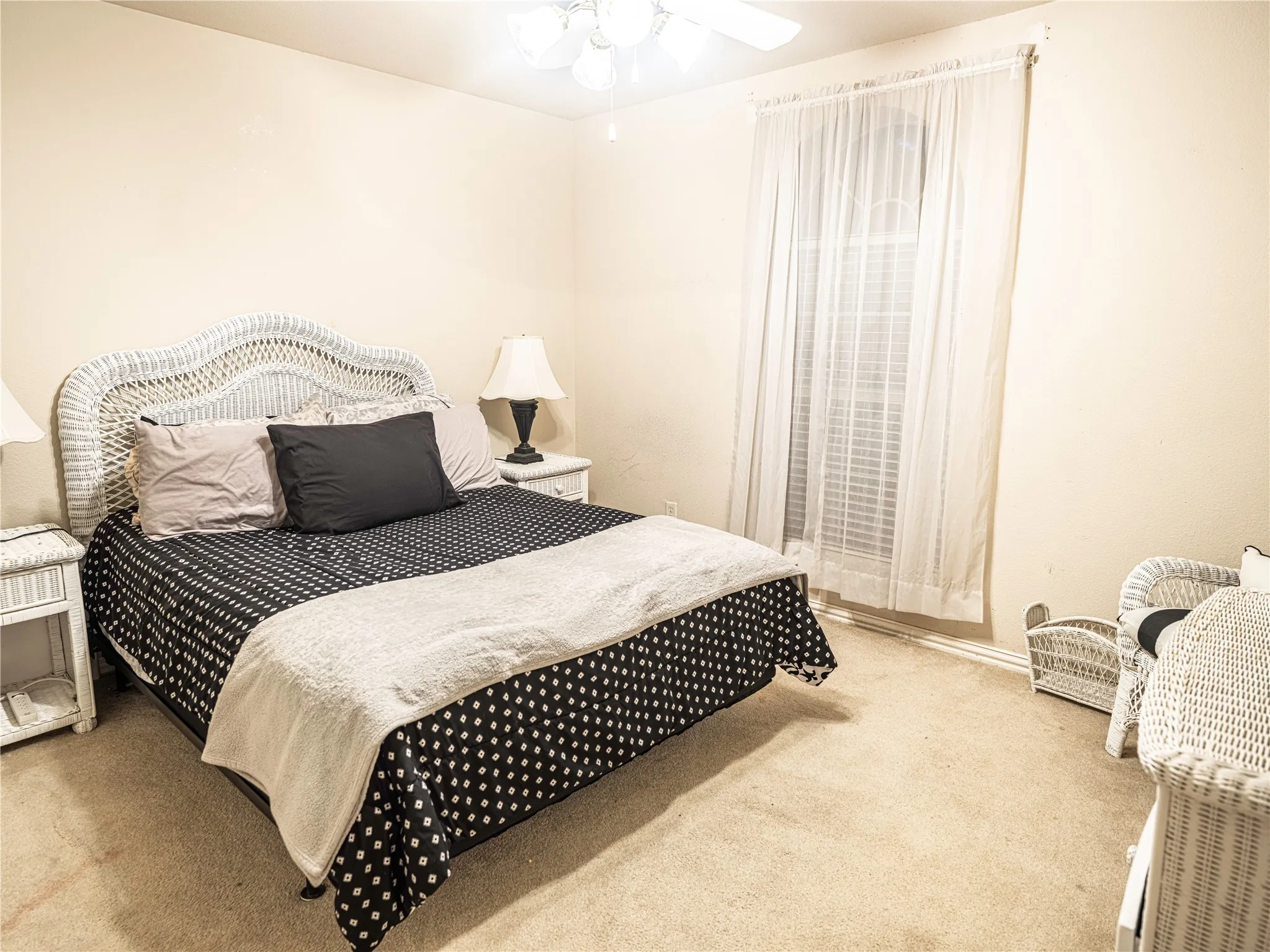 Single Family Residence For Sale in Collin County , 7205 Bettye Haun Drive, Plano, Texas 75024, 6 Bedroom, 4 Bathroom, 3 Garage spaces, 4,232 Sqft, built in 1999, mls#21354191, Real Estate Agent in Plano, Homes For Sale in Collin county, Homes For Sale in Plano, Realtor in Plano Texas, Real Estate Brokerage Independent Realty Texas, Luminita Cordes Realtor