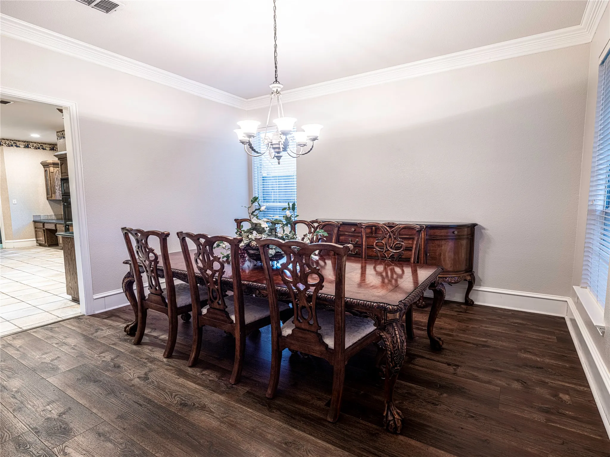 Single Family Residence For Sale in Collin County , 7205 Bettye Haun Drive, Plano, Texas 75024, 6 Bedroom, 4 Bathroom, 3 Garage spaces, 4,232 Sqft, built in 1999, mls#21354191, Real Estate Agent in Plano, Homes For Sale in Collin county, Homes For Sale in Plano, Realtor in Plano Texas, Real Estate Brokerage Independent Realty Texas, Luminita Cordes Realtor