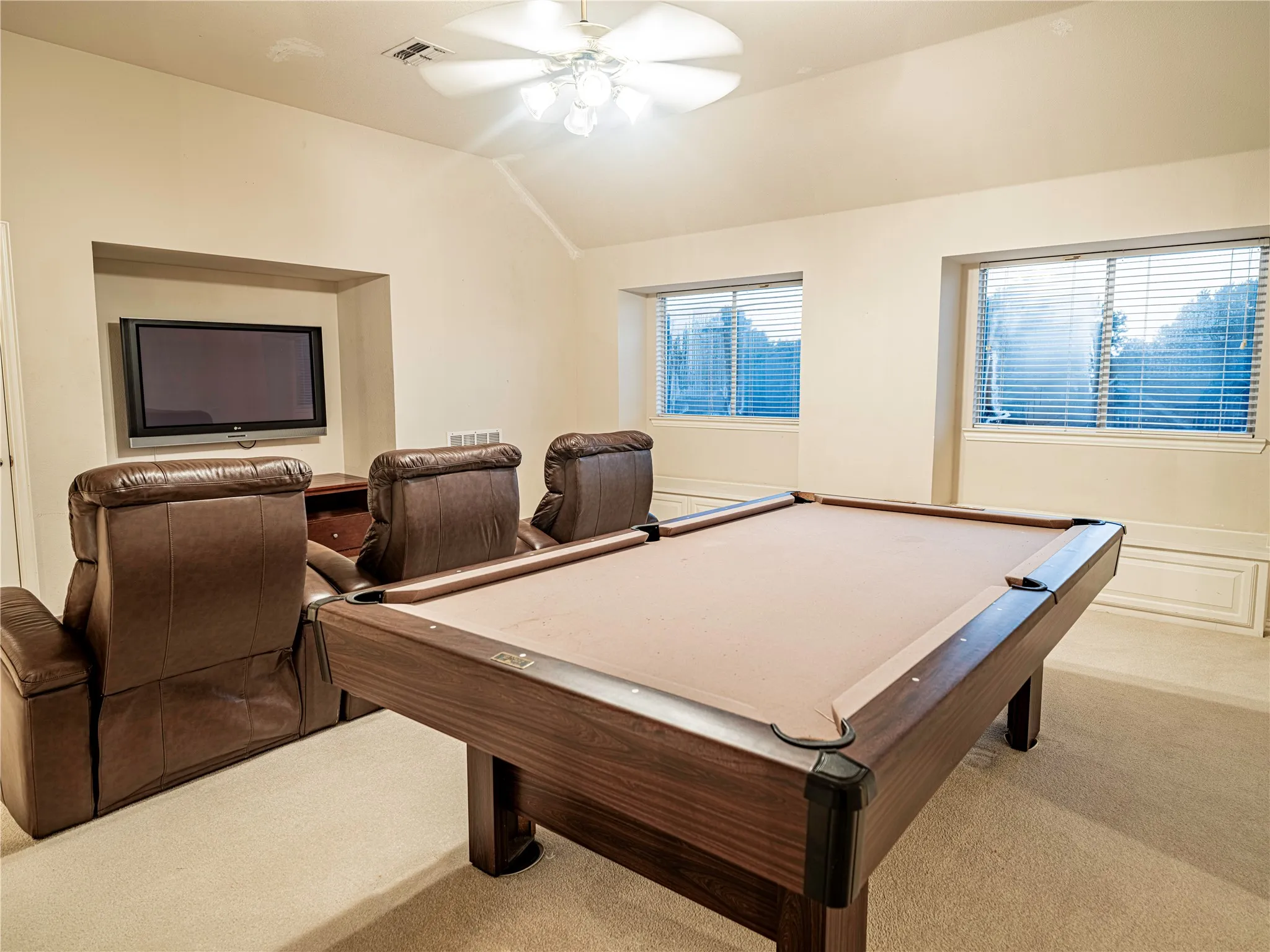 Single Family Residence For Sale in Collin County , 7205 Bettye Haun Drive, Plano, Texas 75024, 6 Bedroom, 4 Bathroom, 3 Garage spaces, 4,232 Sqft, built in 1999, mls#21354191, Real Estate Agent in Plano, Homes For Sale in Collin county, Homes For Sale in Plano, Realtor in Plano Texas, Real Estate Brokerage Independent Realty Texas, Luminita Cordes Realtor
