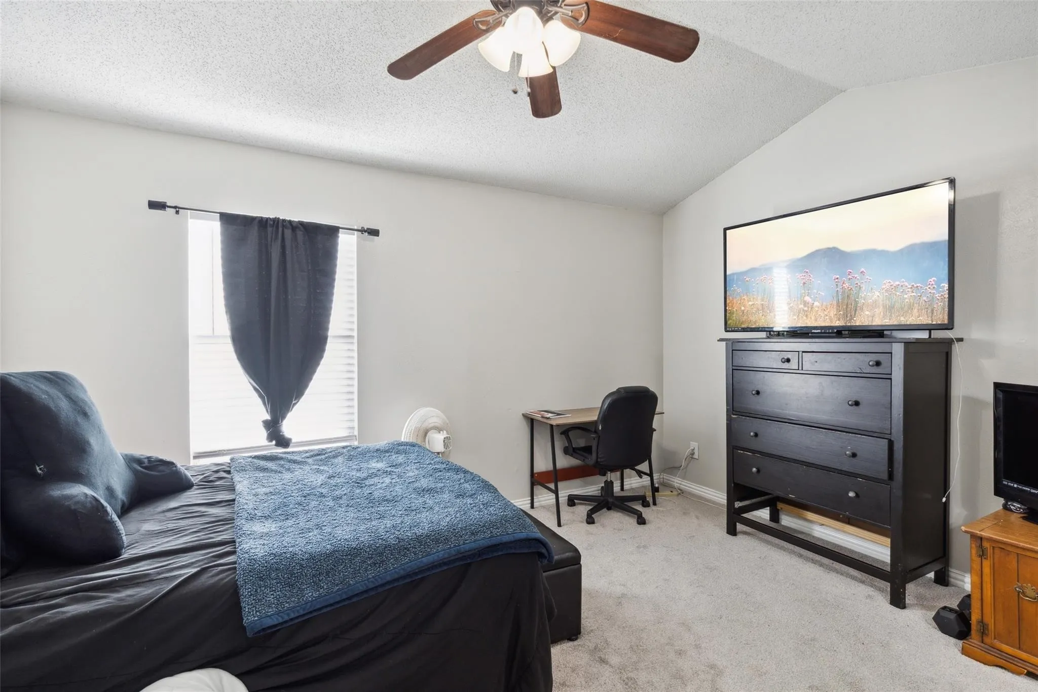 Condominium For Sale in Dallas County , 10500 Lake June Road J09, Dallas, Texas 75217, 2 Bedroom, 3 Bathroom, Garage spaces, 1,171 Sqft, built in 1984, mls#21354064, Real Estate Agent in Dallas, Homes For Sale in Dallas county, Homes For Sale in Dallas, Realtor in Dallas Texas, Real Estate Brokerage Independent Realty Texas, Luminita Cordes Realtor