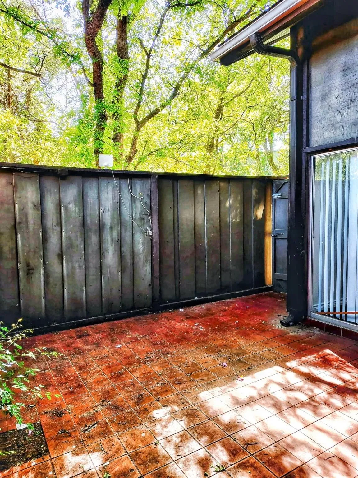 Condominium For Sale in Dallas County , 4623 Country Creek Drive 1049, Dallas, Texas 75236, 2 Bedroom, 2 Bathroom, Garage spaces, 1,046 Sqft, built in 1974, mls#21354136, Real Estate Agent in Dallas, Homes For Sale in Dallas county, Homes For Sale in Dallas, Realtor in Dallas Texas, Real Estate Brokerage Independent Realty Texas, Luminita Cordes Realtor
