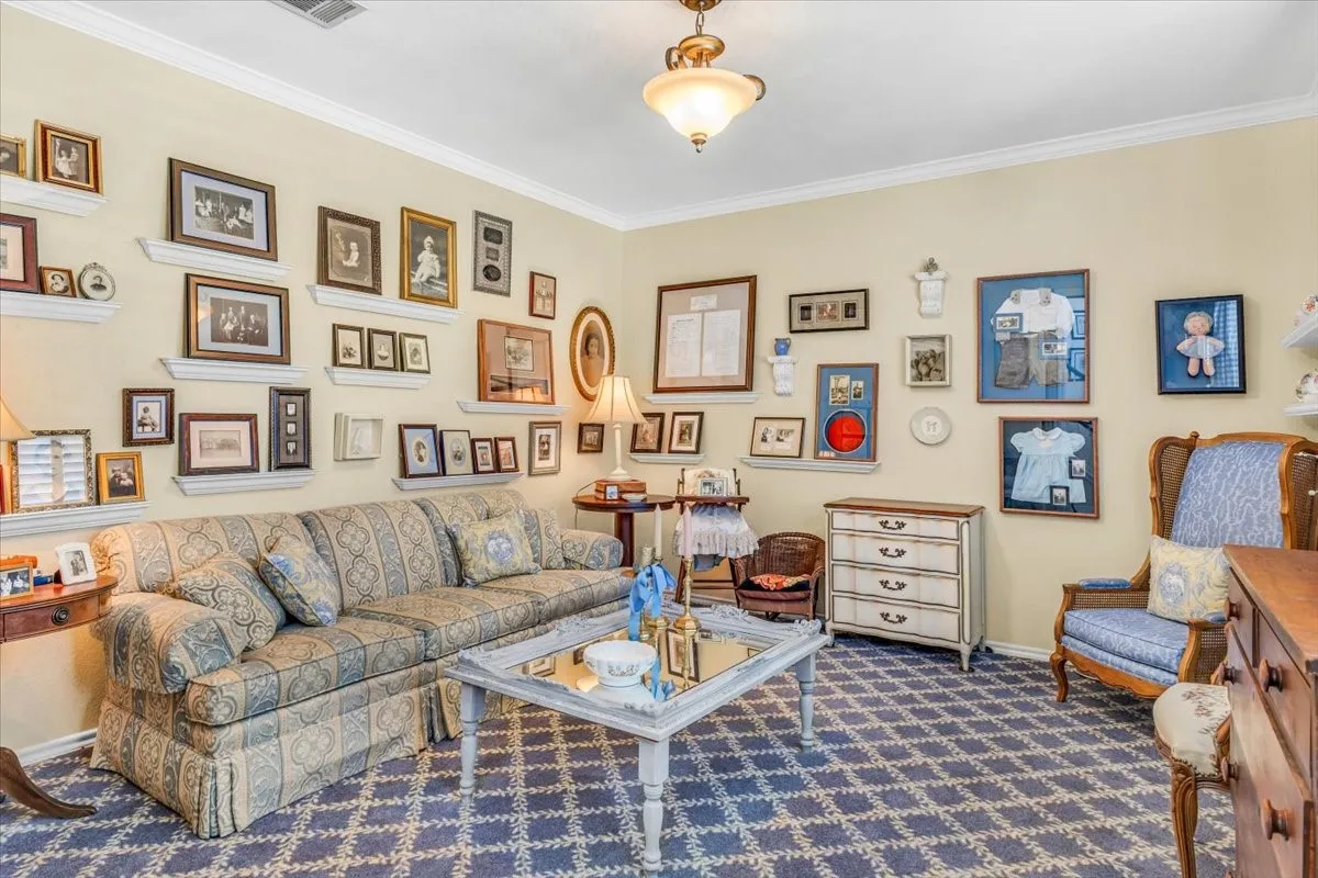 Single Family Residence For Sale in Denton County , 1324 Black Oak Drive, Carrollton, Texas 75007, 4 Bedroom, 4 Bathroom, 2 Garage spaces, 2,776 Sqft, built in 1992, mls#21354272, Real Estate Agent in Carrollton, Homes For Sale in Denton county, Homes For Sale in Carrollton, Realtor in Carrollton Texas, Real Estate Brokerage Independent Realty Texas, Luminita Cordes Realtor