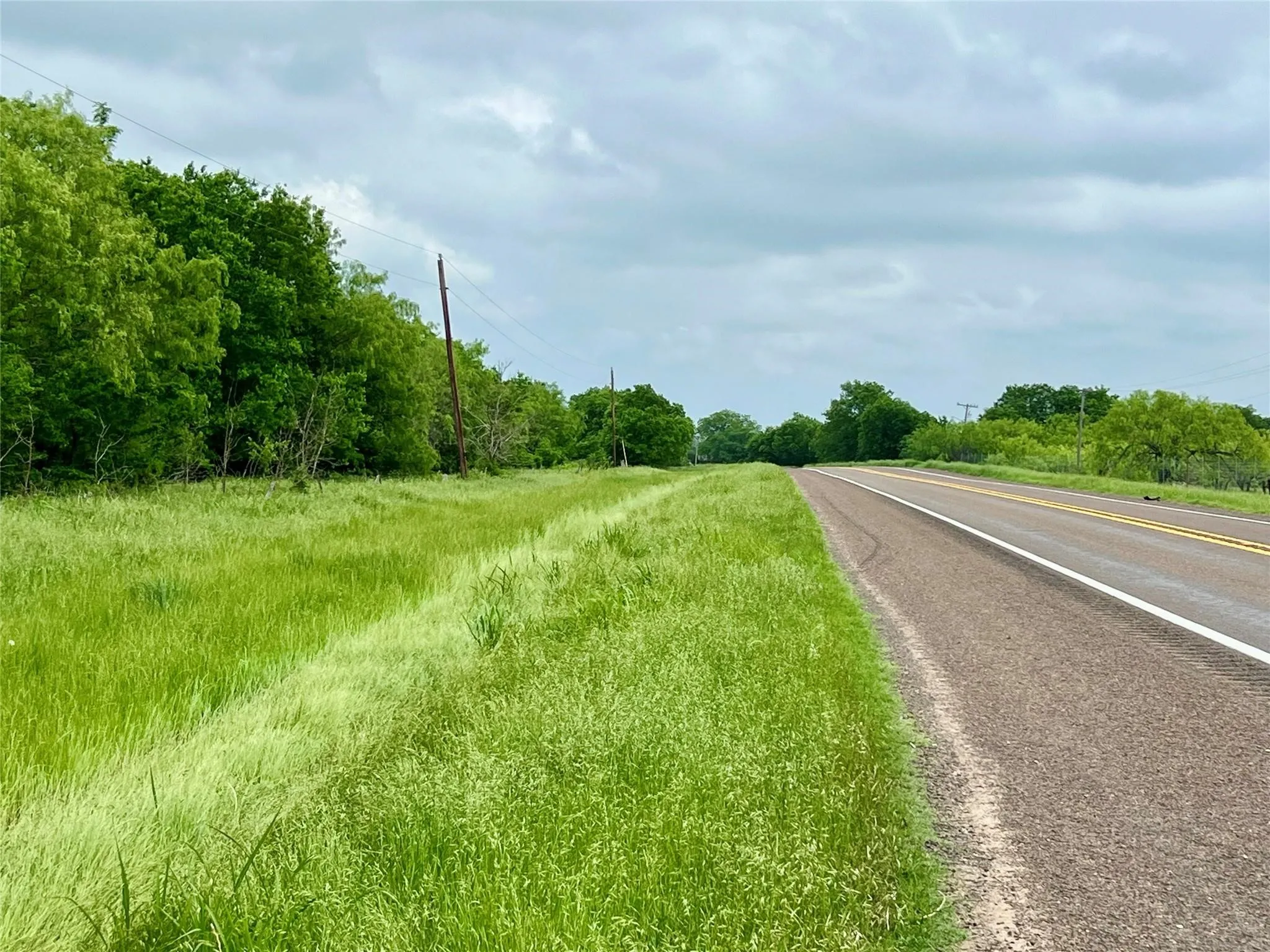 Unimproved Land For Sale in Ellis County , Lot 8 Fm 85, Ennis, Texas 75119, 0, 0, Garage spaces, 0 Sqft, built in 0, mls#21344954, Real Estate Agent in Ennis, Homes For Sale in Ellis county, Homes For Sale in Ennis, Realtor in Ennis Texas, Real Estate Brokerage Independent Realty Texas, Luminita Cordes Realtor