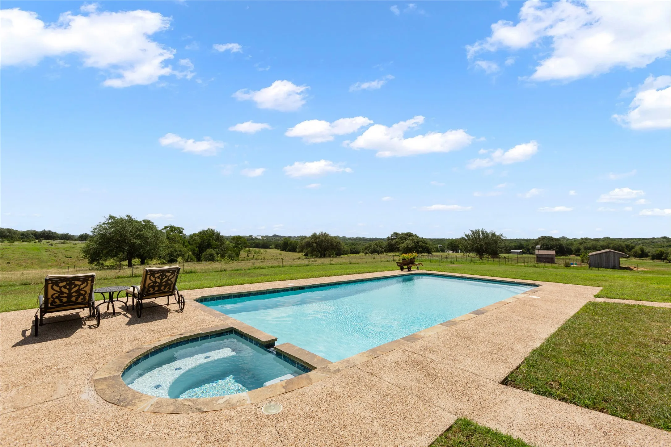 Farm For Sale in Mc Lennan County , 3648 Talbert Ranch Road, China Spring, Texas 76633, 3 Bedrooms, 3 Bathrooms, 3 Garage spaces, 3,354 Sqft, built in 2003, Price $1,899,000, mls#21344802, Real Estate Agent in China Spring, Homes For Sale in Mc Lennan county, Homes For Sale in China Spring, Realtor in China Spring Texas, Real Estate Brokerage Independent Realty Texas, Luminita Cordes Realtor