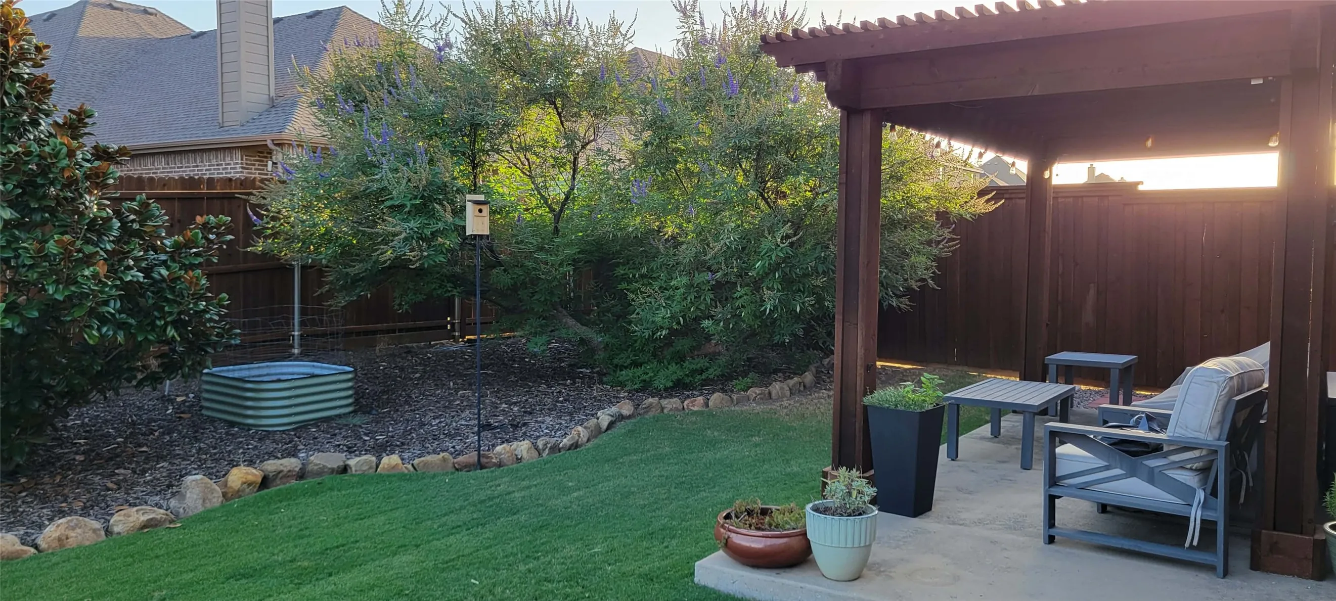 Single Family Residence For Sale in Denton County , 3056 Morning Star Drive, Little Elm, Texas 75068, 4 Bedroom, 3 Bathroom, 2 Garage spaces, 2,643 Sqft, built in 2005, mls#21354270, Real Estate Agent in Little Elm, Homes For Sale in Denton county, Homes For Sale in Little Elm, Realtor in Little Elm Texas, Real Estate Brokerage Independent Realty Texas, Luminita Cordes Realtor