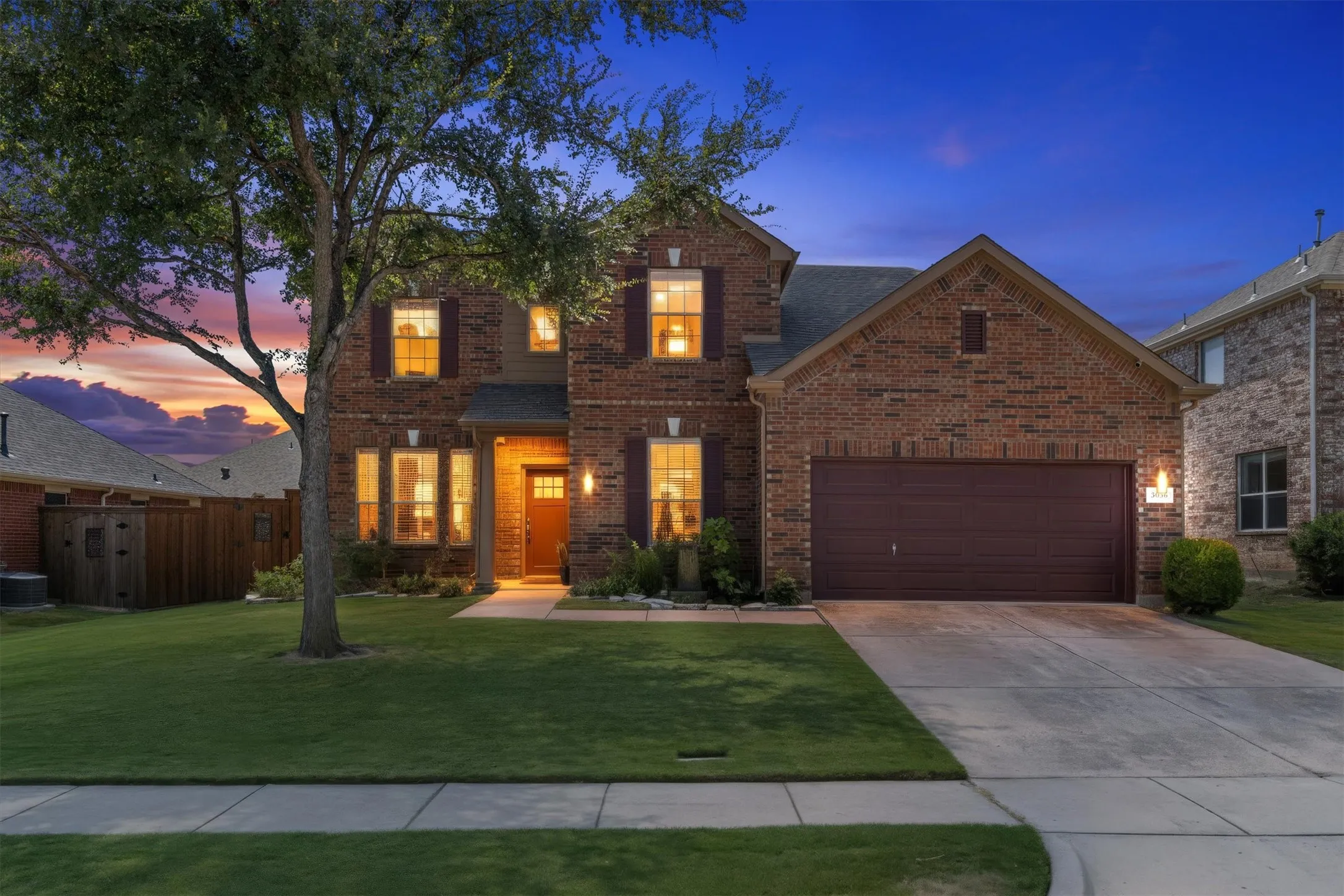 Single Family Residence For Sale in Denton County , 3056 Morning Star Drive, Little Elm, Texas 75068, 4 Bedroom, 3 Bathroom, 2 Garage spaces, 2,643 Sqft, built in 2005, mls#21354270, Real Estate Agent in Little Elm, Homes For Sale in Denton county, Homes For Sale in Little Elm, Realtor in Little Elm Texas, Real Estate Brokerage Independent Realty Texas, Luminita Cordes Realtor