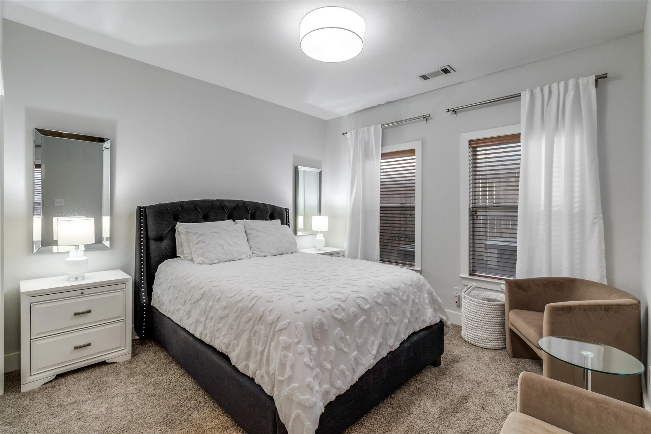 Condominium For Sale in Dallas County , 4830 Cedar Springs Road 11, Dallas, Texas 75219, 2 Bedroom, 3 Bathroom, 2 Garage spaces, 1,994 Sqft, built in 2005, mls#21353985, Real Estate Agent in Dallas, Homes For Sale in Dallas county, Homes For Sale in Dallas, Realtor in Dallas Texas, Real Estate Brokerage Independent Realty Texas, Luminita Cordes Realtor