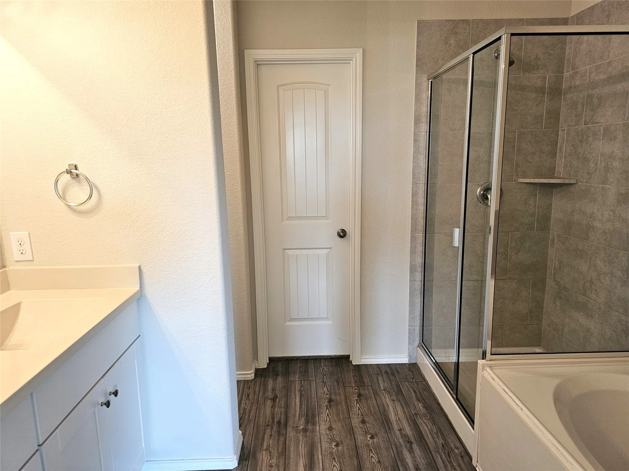 Single Family Residence For Rent in Denton County , 4529 Ashmark Road, Little Elm, Texas 76227, 4 Bedrooms, 2 Bathrooms, 2 Garage spaces, 1,852 Sqft, built in 2020, Price $2,345, mls#21354295, Real Estate Agent in Little Elm, Homes For Rent in Denton county, Homes For Rent in Little Elm, Realtor in Little Elm Texas, Real Estate Brokerage Independent Realty Texas, Luminita Cordes Realtor