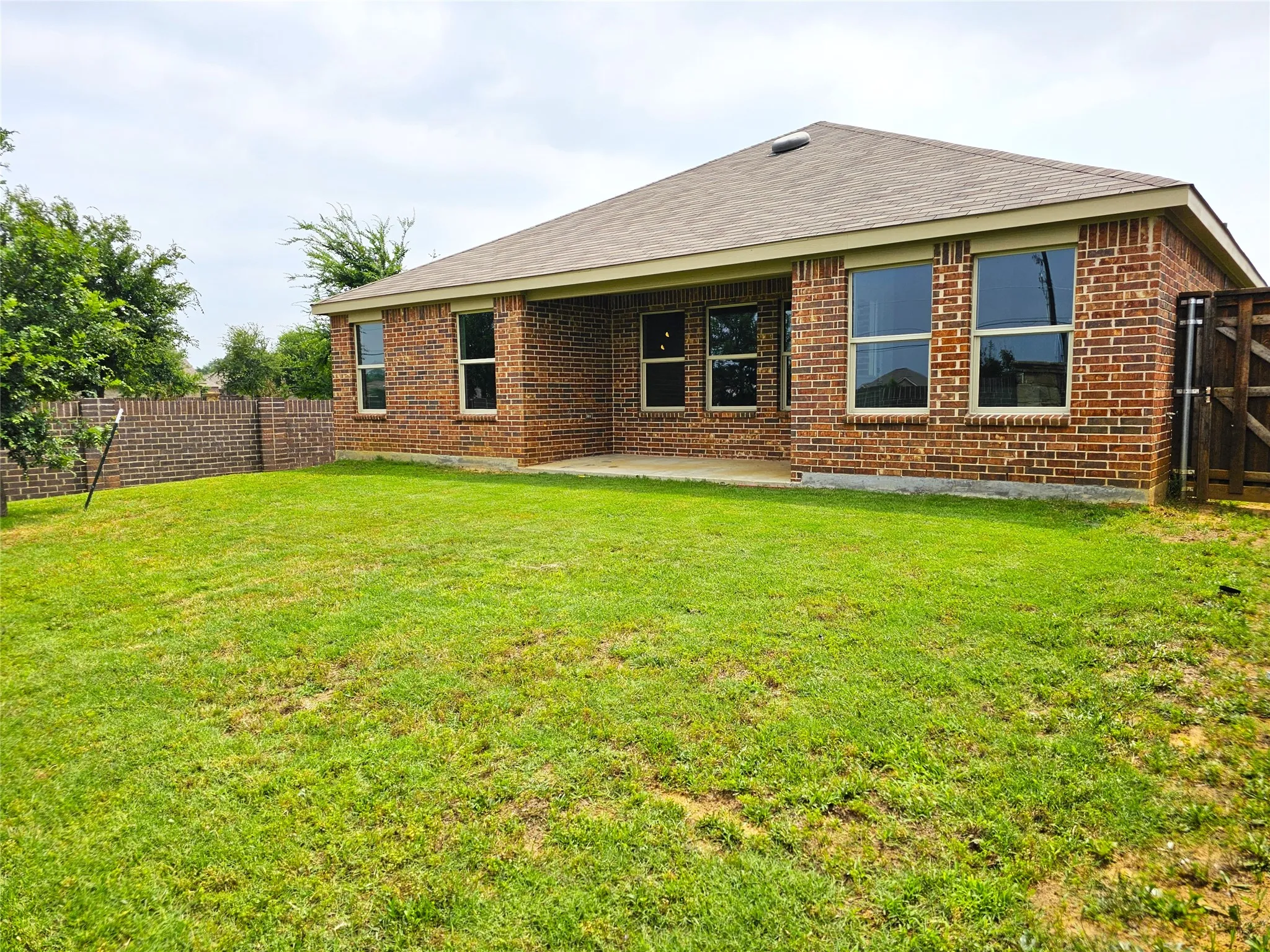 Single Family Residence For Rent in Denton County , 4529 Ashmark Road, Little Elm, Texas 76227, 4 Bedrooms, 2 Bathrooms, 2 Garage spaces, 1,852 Sqft, built in 2020, Price $2,345, mls#21354295, Real Estate Agent in Little Elm, Homes For Rent in Denton county, Homes For Rent in Little Elm, Realtor in Little Elm Texas, Real Estate Brokerage Independent Realty Texas, Luminita Cordes Realtor