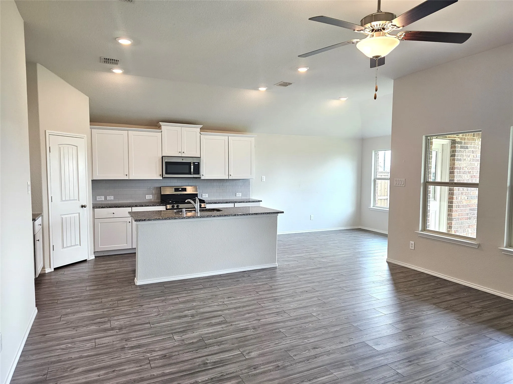 Single Family Residence For Rent in Denton County , 4529 Ashmark Road, Little Elm, Texas 76227, 4 Bedrooms, 2 Bathrooms, 2 Garage spaces, 1,852 Sqft, built in 2020, Price $2,345, mls#21354295, Real Estate Agent in Little Elm, Homes For Rent in Denton county, Homes For Rent in Little Elm, Realtor in Little Elm Texas, Real Estate Brokerage Independent Realty Texas, Luminita Cordes Realtor