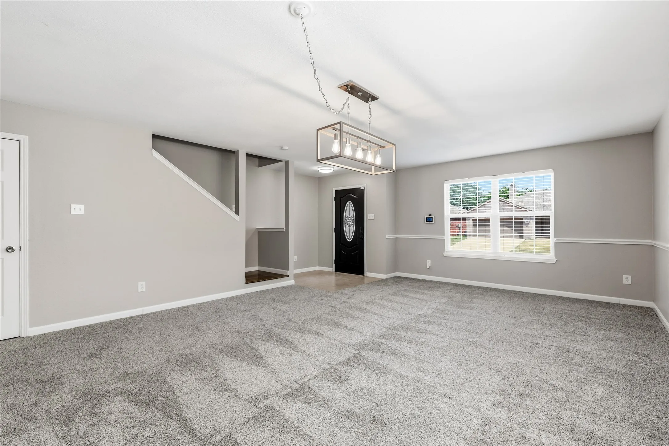 Single Family Residence For Sale in Tarrant County , 3520 Cattlebaron Drive, Fort Worth, Texas 76262, 4 Bedroom, 3 Bathroom, 2 Garage spaces, 2,402 Sqft, built in 2001, mls#21354119, Real Estate Agent in Fort Worth, Homes For Sale in Tarrant county, Homes For Sale in Fort Worth, Realtor in Fort Worth Texas, Real Estate Brokerage Independent Realty Texas, Luminita Cordes Realtor
