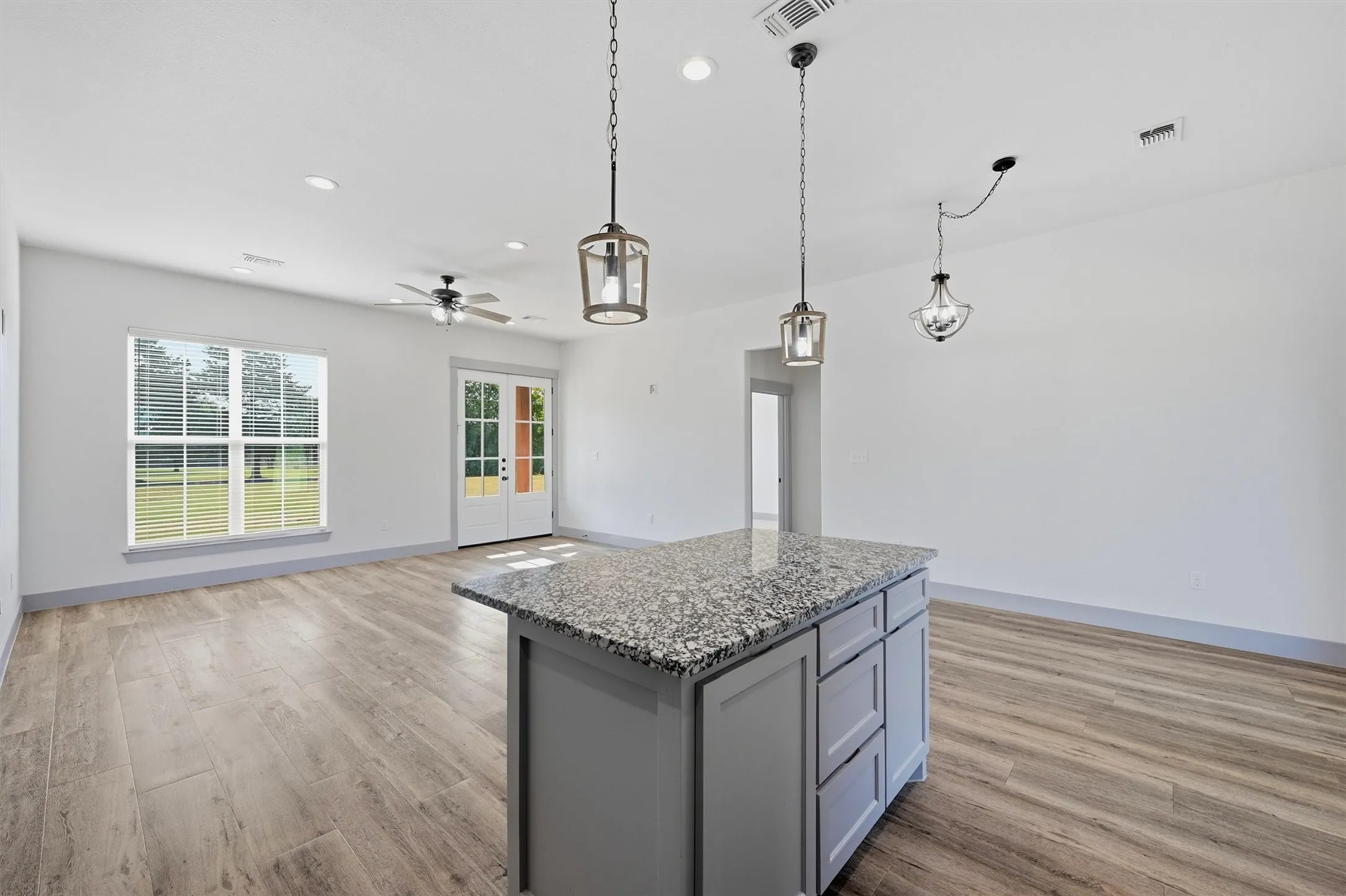 Single Family Residence For Sale in Grayson County , 237 Gun Club Road, Denison, Texas 75021, 3 Bedroom, 3 Bathroom, 2 Garage spaces, 1,600 Sqft, built in 2023, mls#21354305, Real Estate Agent in Denison, Homes For Sale in Grayson county, Homes For Sale in Denison, Realtor in Denison Texas, Real Estate Brokerage Independent Realty Texas, Luminita Cordes Realtor
