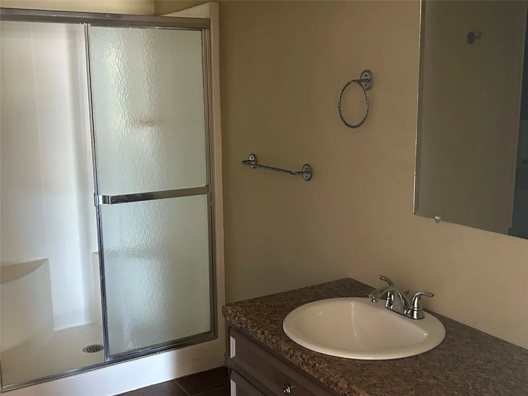Single Family Residence For Sale in Bosque County , 160 County Road 1709, Clifton, Texas 76634, 2 Bedrooms, 1 Bathroom, Garage spaces, 1,200 Sqft, built in 1988, Price $159,900, mls#21354302, Real Estate Agent in Clifton, Homes For Sale in Bosque county, Homes For Sale in Clifton, Realtor in Clifton Texas, Real Estate Brokerage Independent Realty Texas, Luminita Cordes Realtor