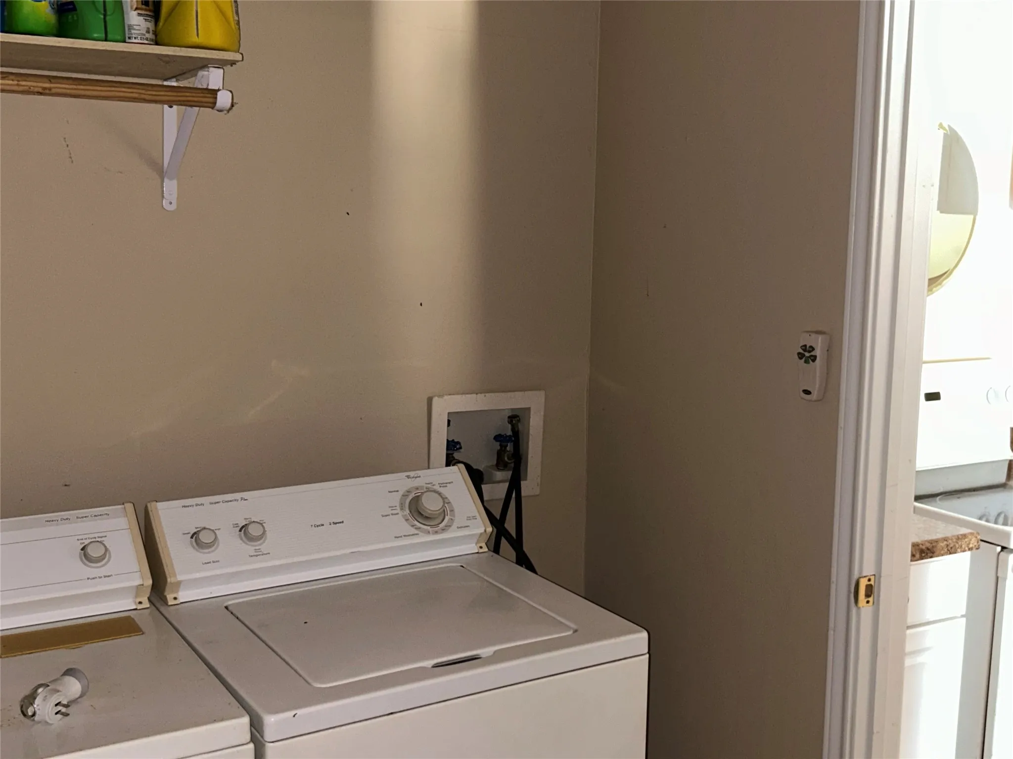 Single Family Residence For Sale in Bosque County , 160 County Road 1709, Clifton, Texas 76634, 2 Bedrooms, 1 Bathroom, Garage spaces, 1,200 Sqft, built in 1988, Price $159,900, mls#21354302, Real Estate Agent in Clifton, Homes For Sale in Bosque county, Homes For Sale in Clifton, Realtor in Clifton Texas, Real Estate Brokerage Independent Realty Texas, Luminita Cordes Realtor