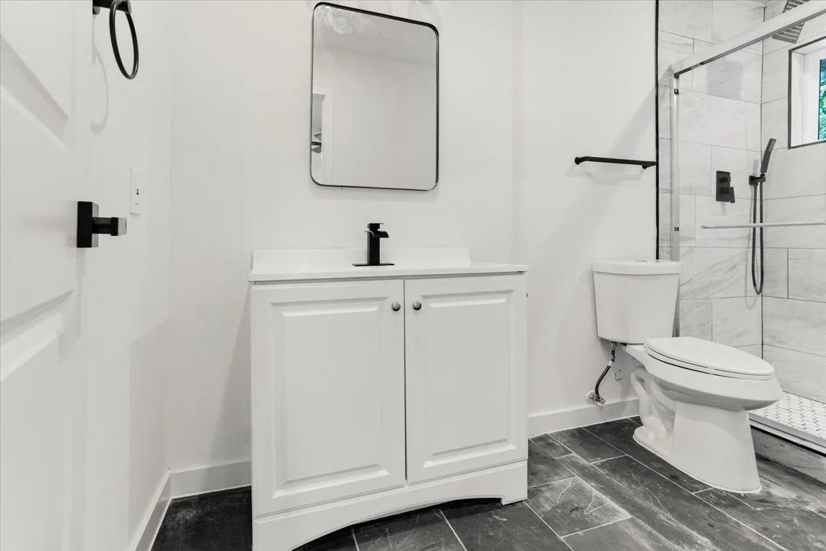 Duplex For Rent in Dallas County , 2149 Willow Place B, Carrollton, Texas 75006, 3 Bedroom, 2 Bathroom, 2 Garage spaces, 1,561 Sqft, built in 1979, mls#21354297, Real Estate Agent in Carrollton, Homes For Rent in Dallas county, Homes For Rent in Carrollton, Realtor in Carrollton Texas, Real Estate Brokerage Independent Realty Texas, Luminita Cordes Realtor