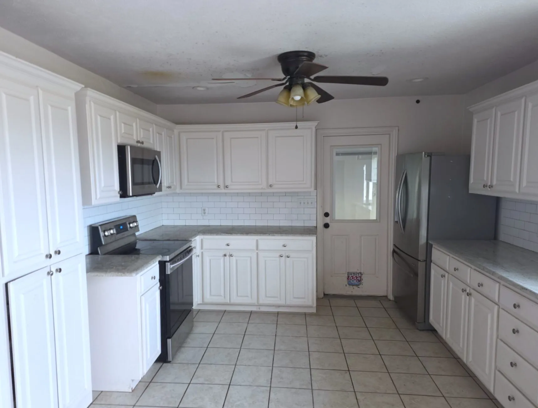 Single Family Residence For Sale in Denton County , 10456 Gentry Drive, Justin, Texas 76247, 4 Bedroom, 3 Bathroom, 2 Garage spaces, 2,244 Sqft, built in 2001, mls#21354329, Real Estate Agent in Justin, Homes For Sale in Denton county, Homes For Sale in Justin, Realtor in Justin Texas, Real Estate Brokerage Independent Realty Texas, Luminita Cordes Realtor
