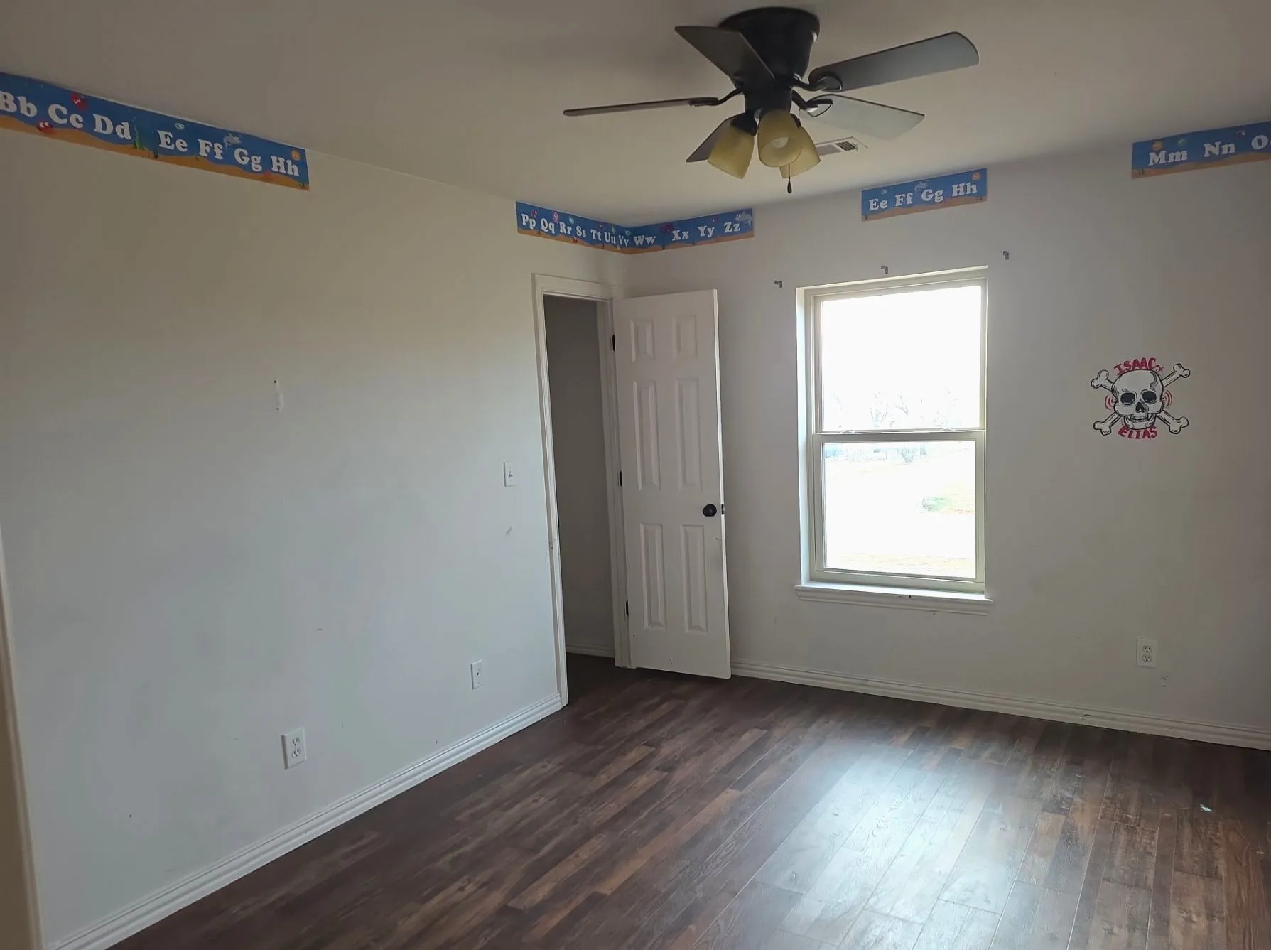 Single Family Residence For Sale in Denton County , 10456 Gentry Drive, Justin, Texas 76247, 4 Bedroom, 3 Bathroom, 2 Garage spaces, 2,244 Sqft, built in 2001, mls#21354329, Real Estate Agent in Justin, Homes For Sale in Denton county, Homes For Sale in Justin, Realtor in Justin Texas, Real Estate Brokerage Independent Realty Texas, Luminita Cordes Realtor