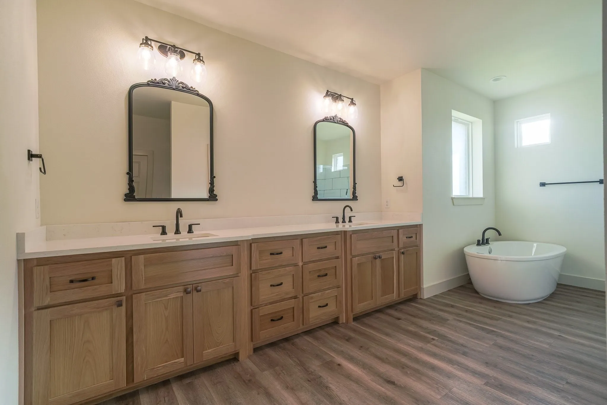Single Family Residence For Sale in Taylor County , 6617 Beals Creek Avenue, Abilene, Texas 79606, 4 Bedroom, 3 Bathroom, 3 Garage spaces, 2,476 Sqft, built in 2023, mls#21354101, Real Estate Agent in Abilene, Homes For Sale in Taylor county, Homes For Sale in Abilene, Realtor in Abilene Texas, Real Estate Brokerage Independent Realty Texas, Luminita Cordes Realtor