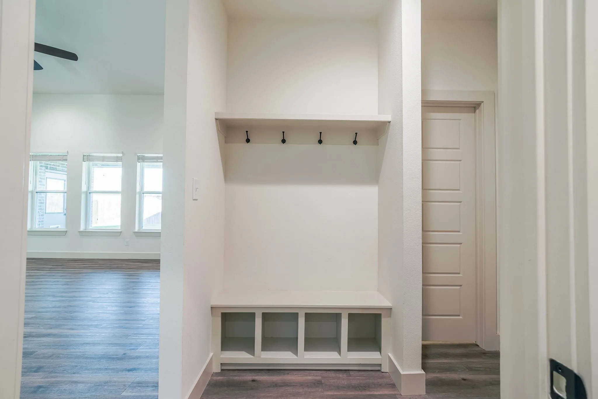 Single Family Residence For Sale in Taylor County , 6617 Beals Creek Avenue, Abilene, Texas 79606, 4 Bedroom, 3 Bathroom, 3 Garage spaces, 2,476 Sqft, built in 2023, mls#21354101, Real Estate Agent in Abilene, Homes For Sale in Taylor county, Homes For Sale in Abilene, Realtor in Abilene Texas, Real Estate Brokerage Independent Realty Texas, Luminita Cordes Realtor